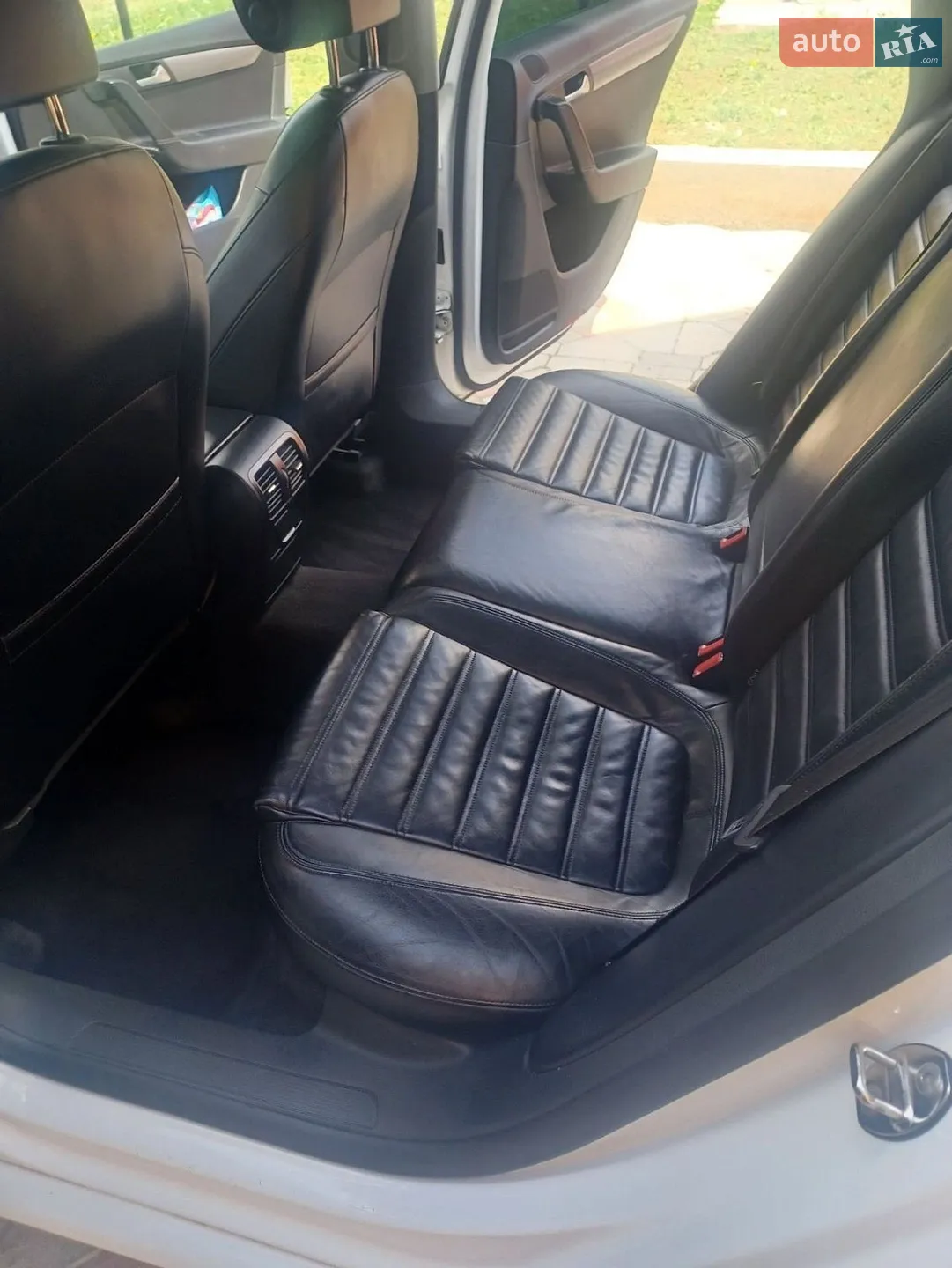 2011 Volkswagen Passat - мініатюра 35