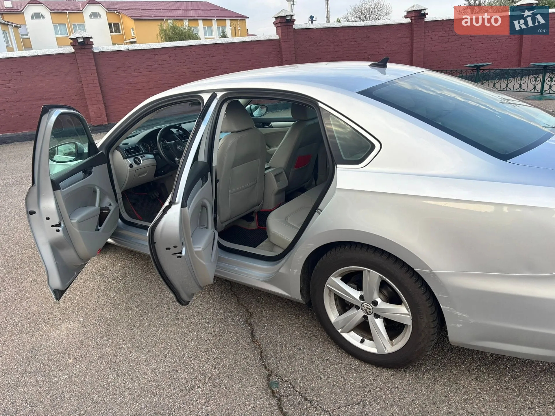 2012 Volkswagen Passat - мініатюра 16