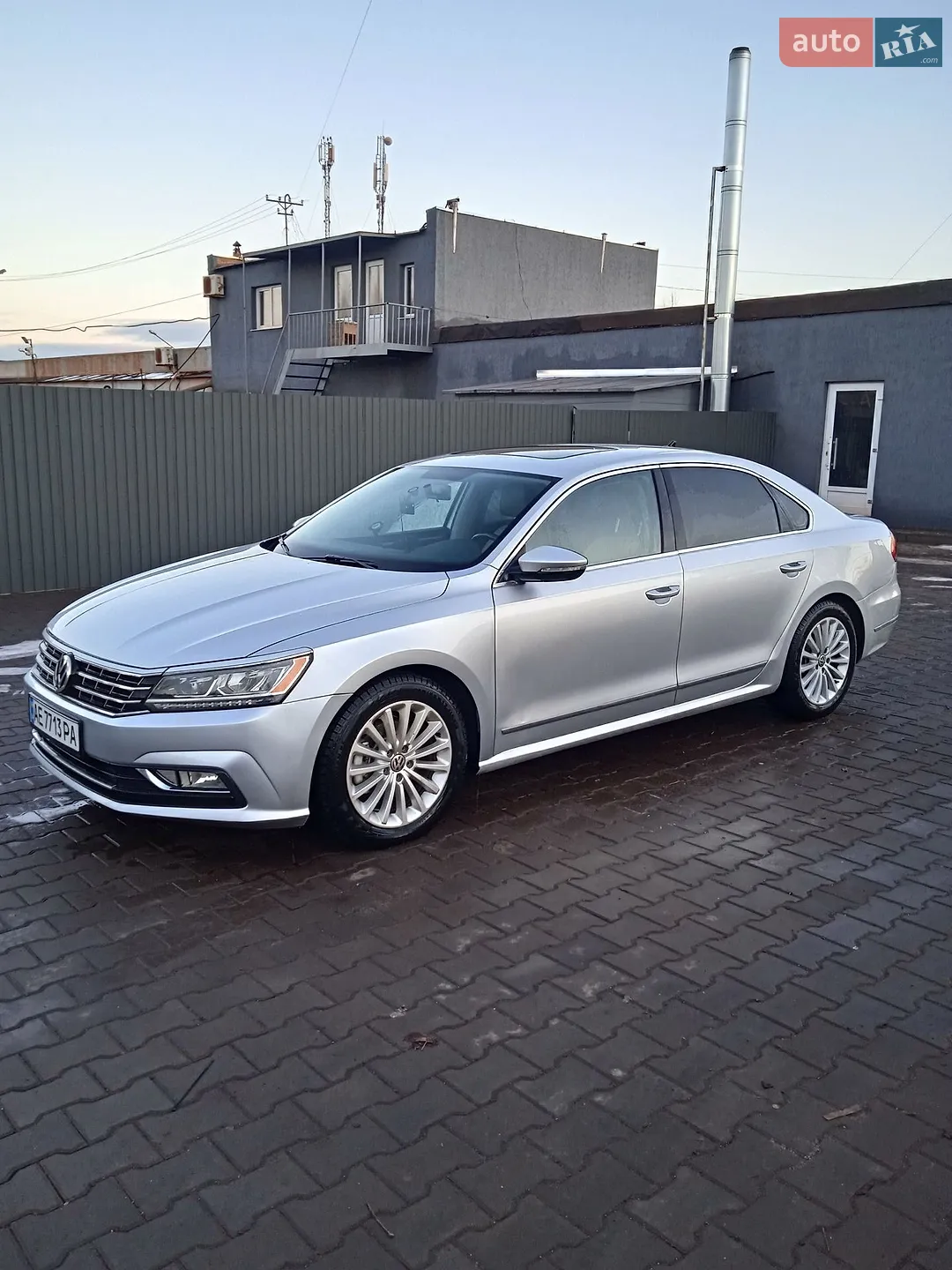 2016 Volkswagen Passat - мініатюра 2
