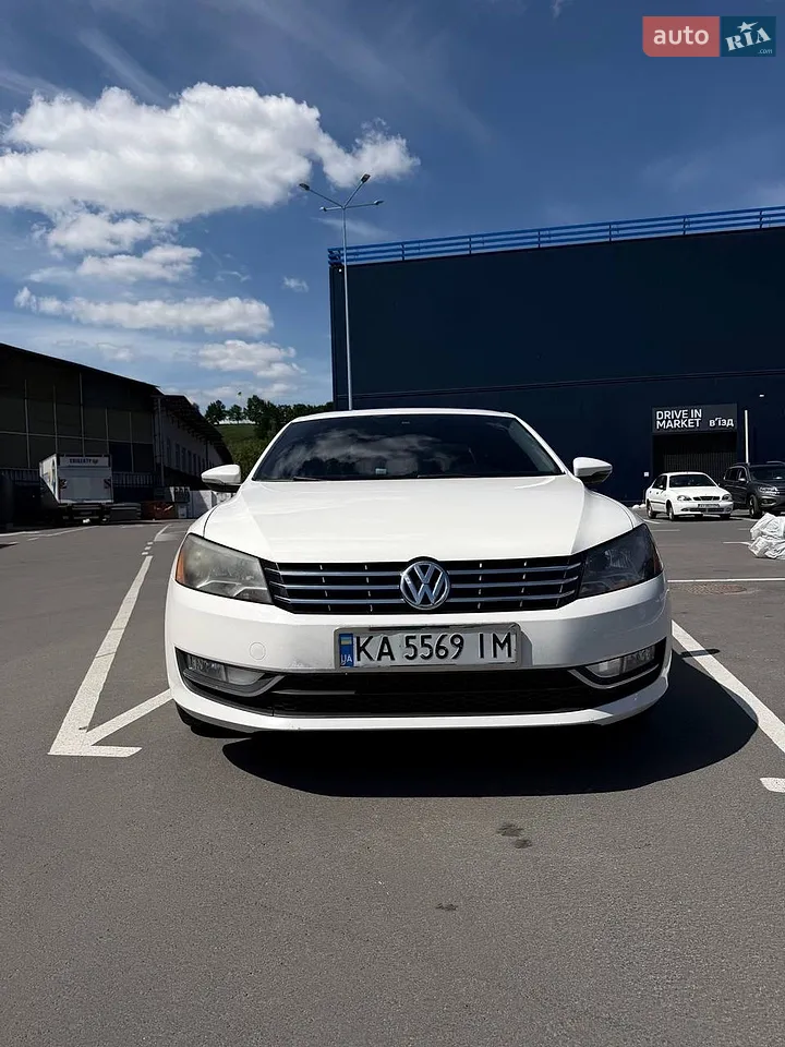 2013 Volkswagen Passat - мініатюра 17