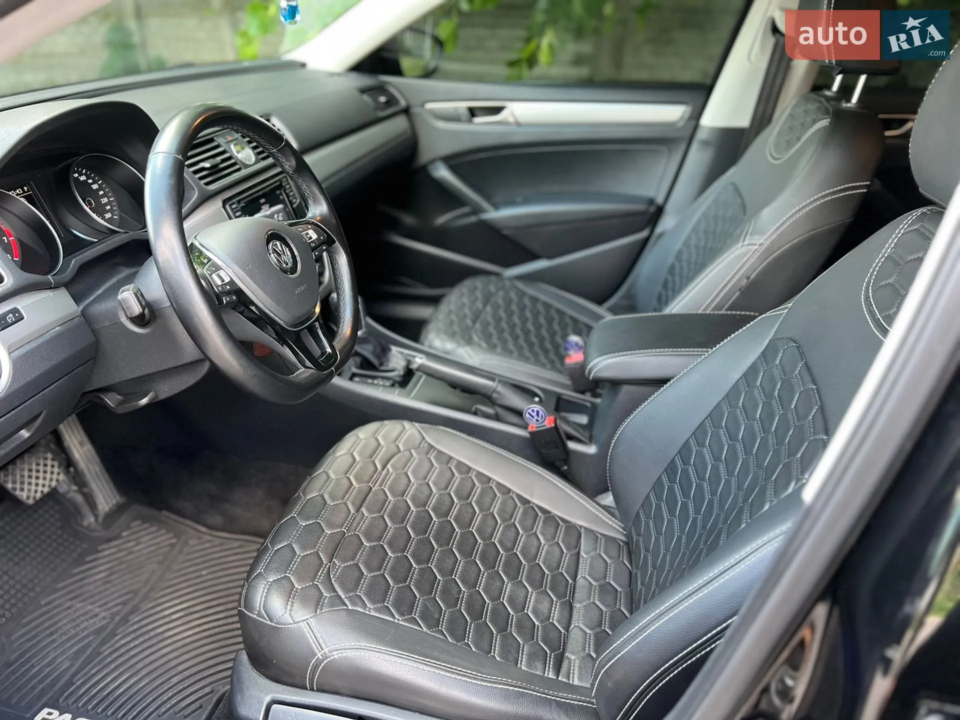 2016 Volkswagen Passat - мініатюра 14