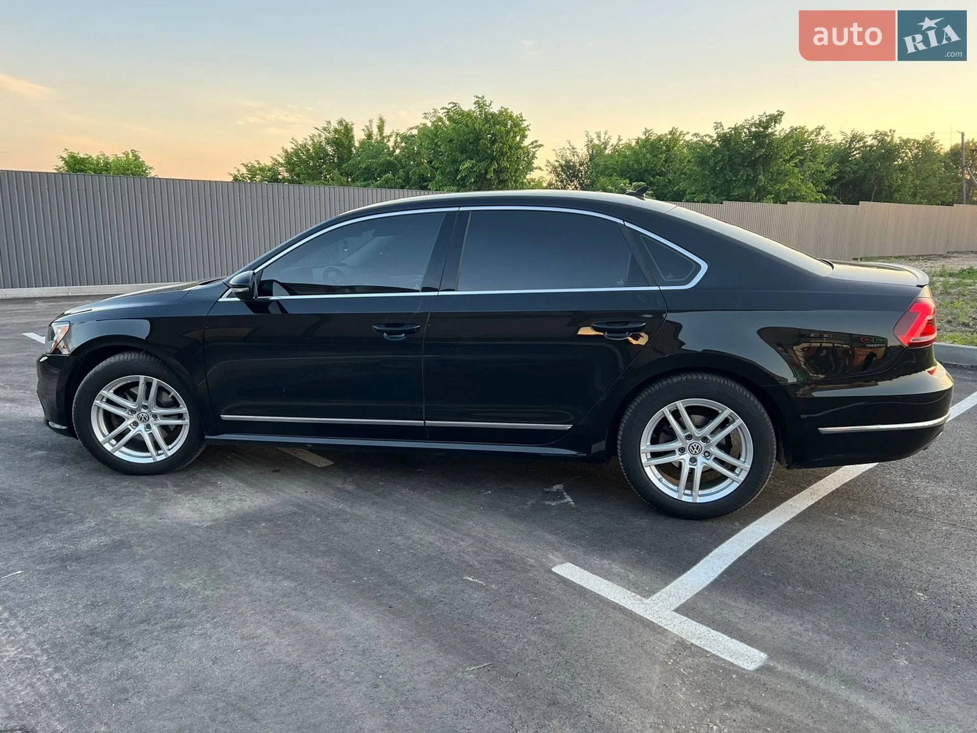 2016 Volkswagen Passat - мініатюра 35
