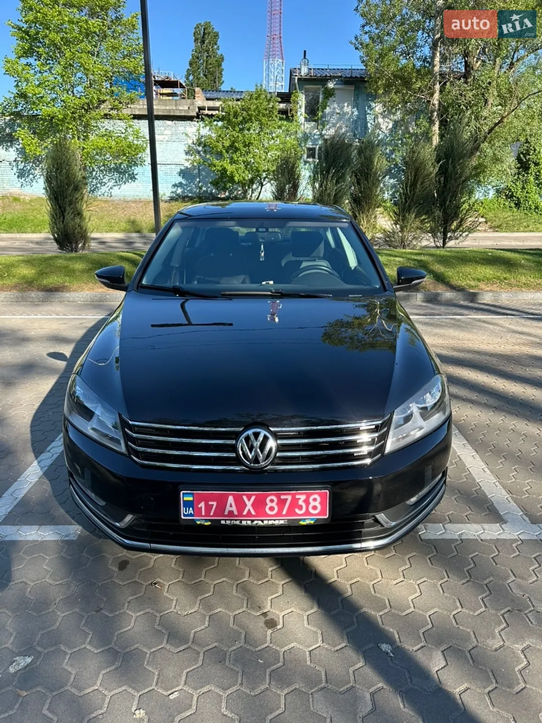 2010 Volkswagen Passat - мініатюра 2
