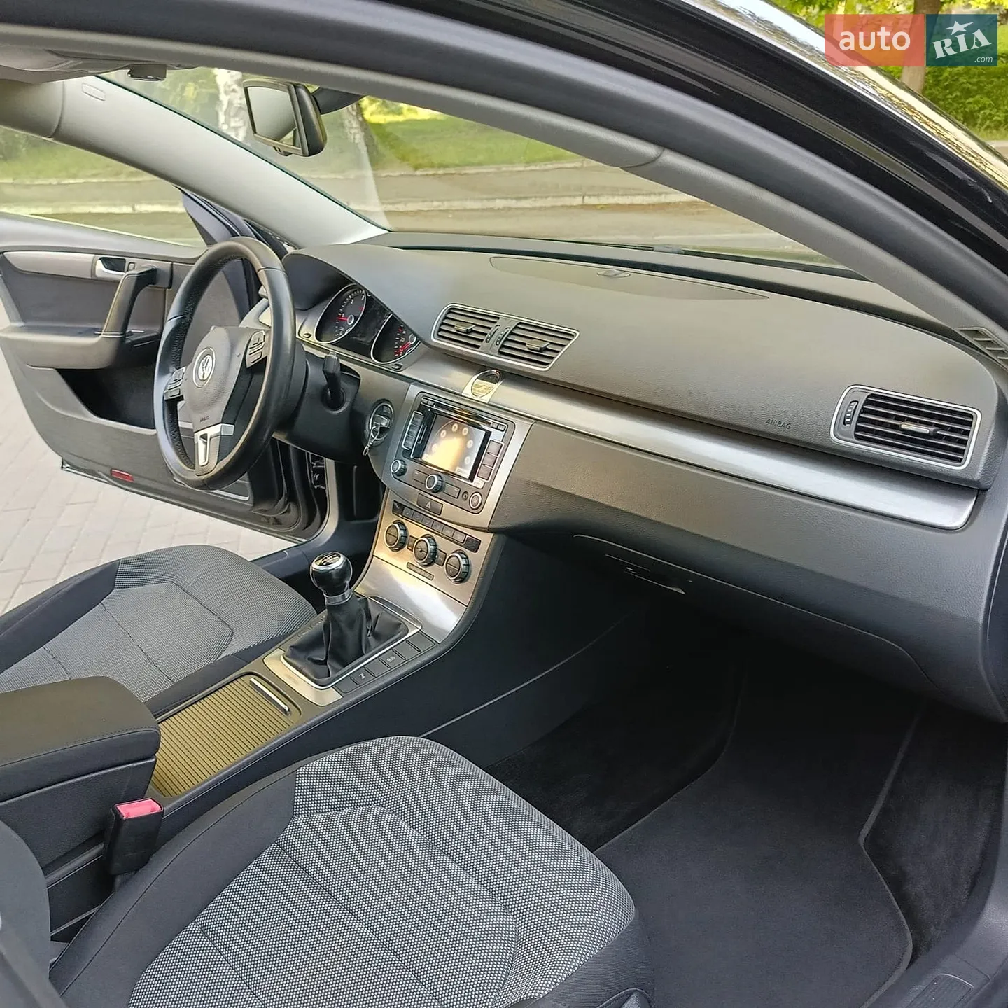 2011 Volkswagen Passat - мініатюра 34
