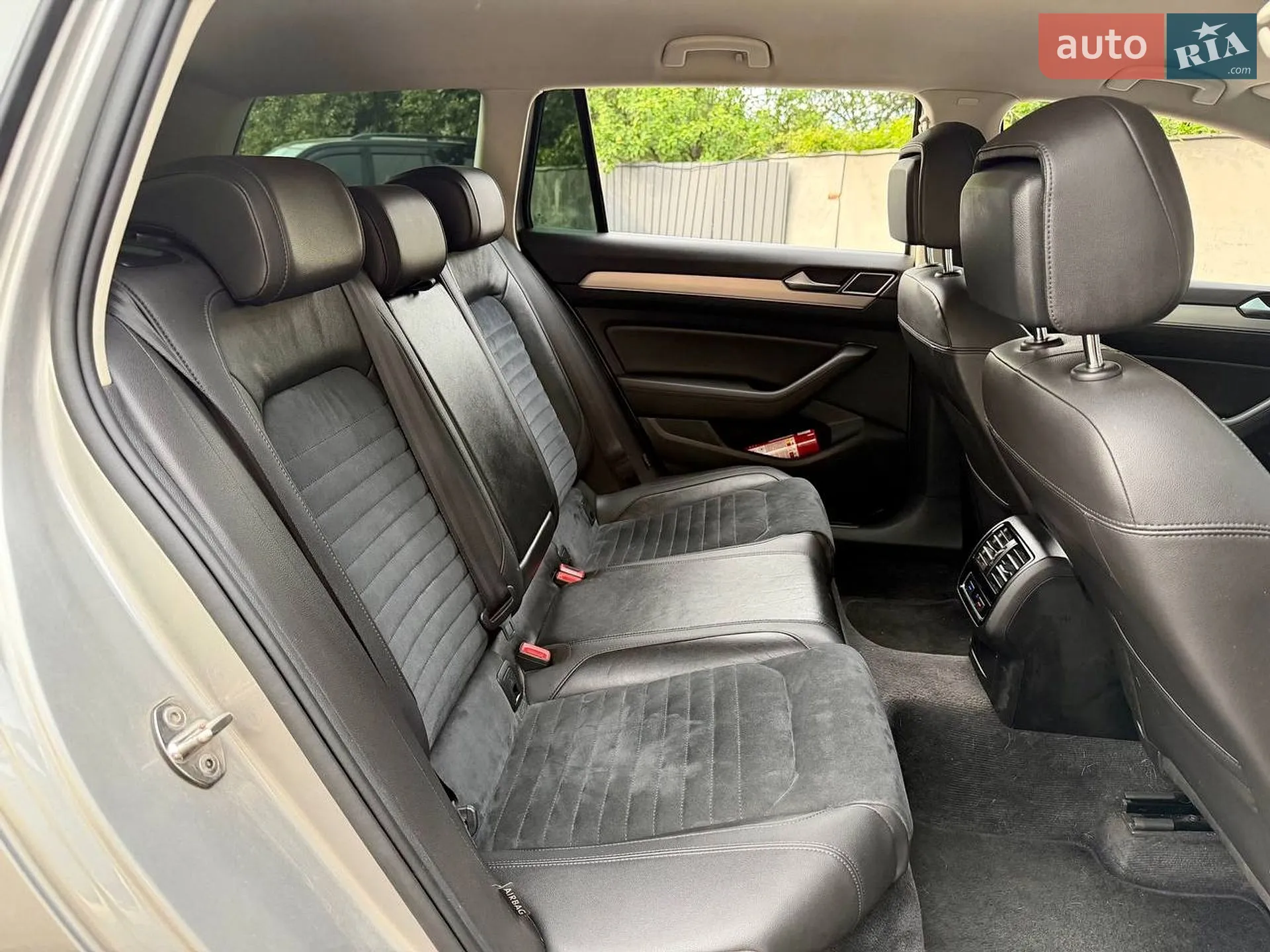2015 Volkswagen Passat - мініатюра 14