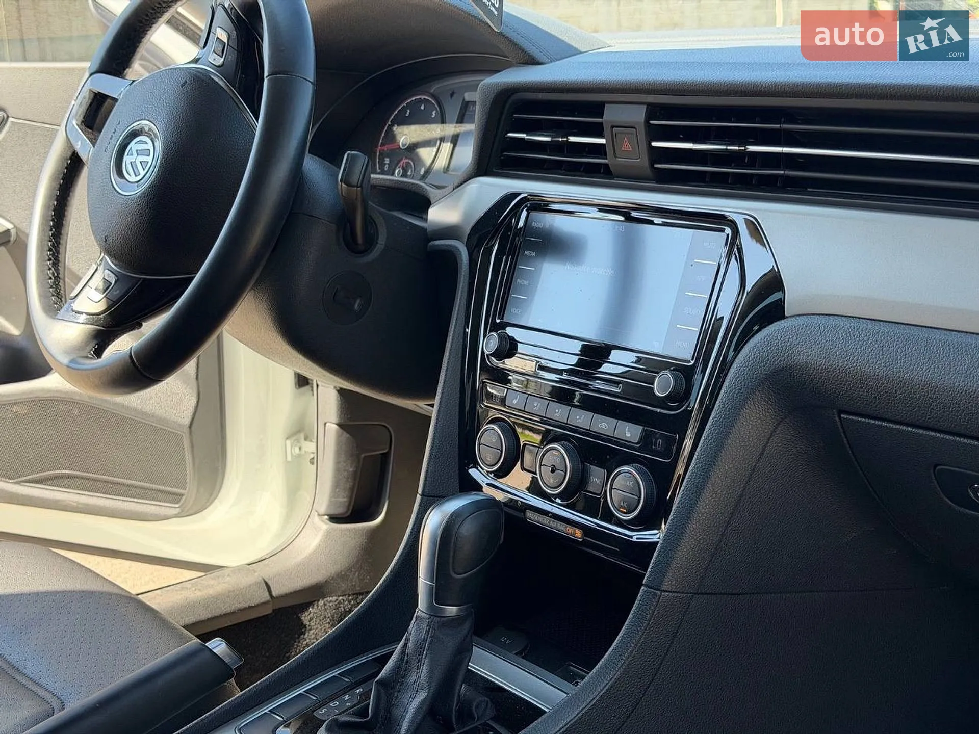 2020 Volkswagen Passat - мініатюра 12