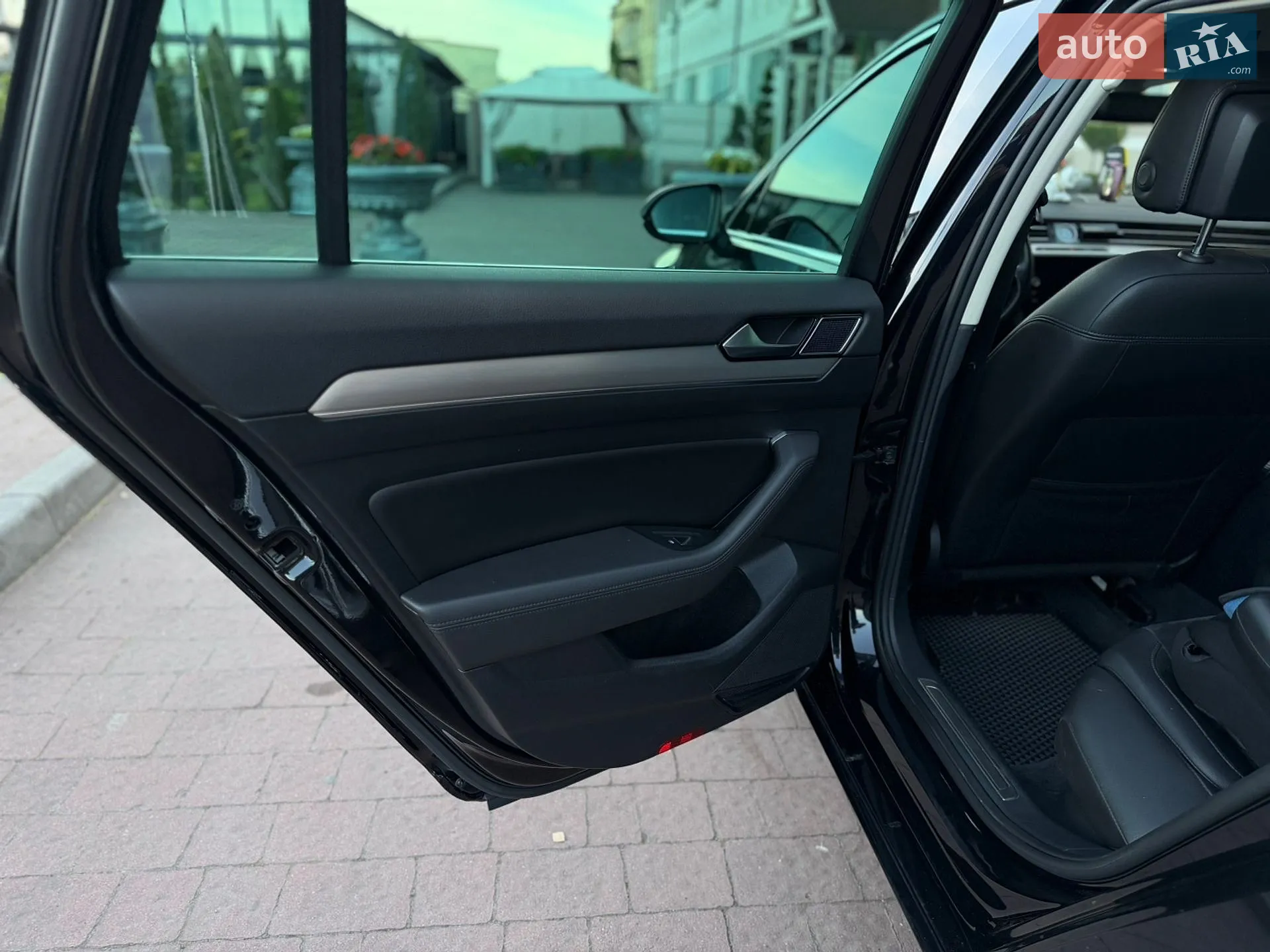2017 Volkswagen Passat - мініатюра 37