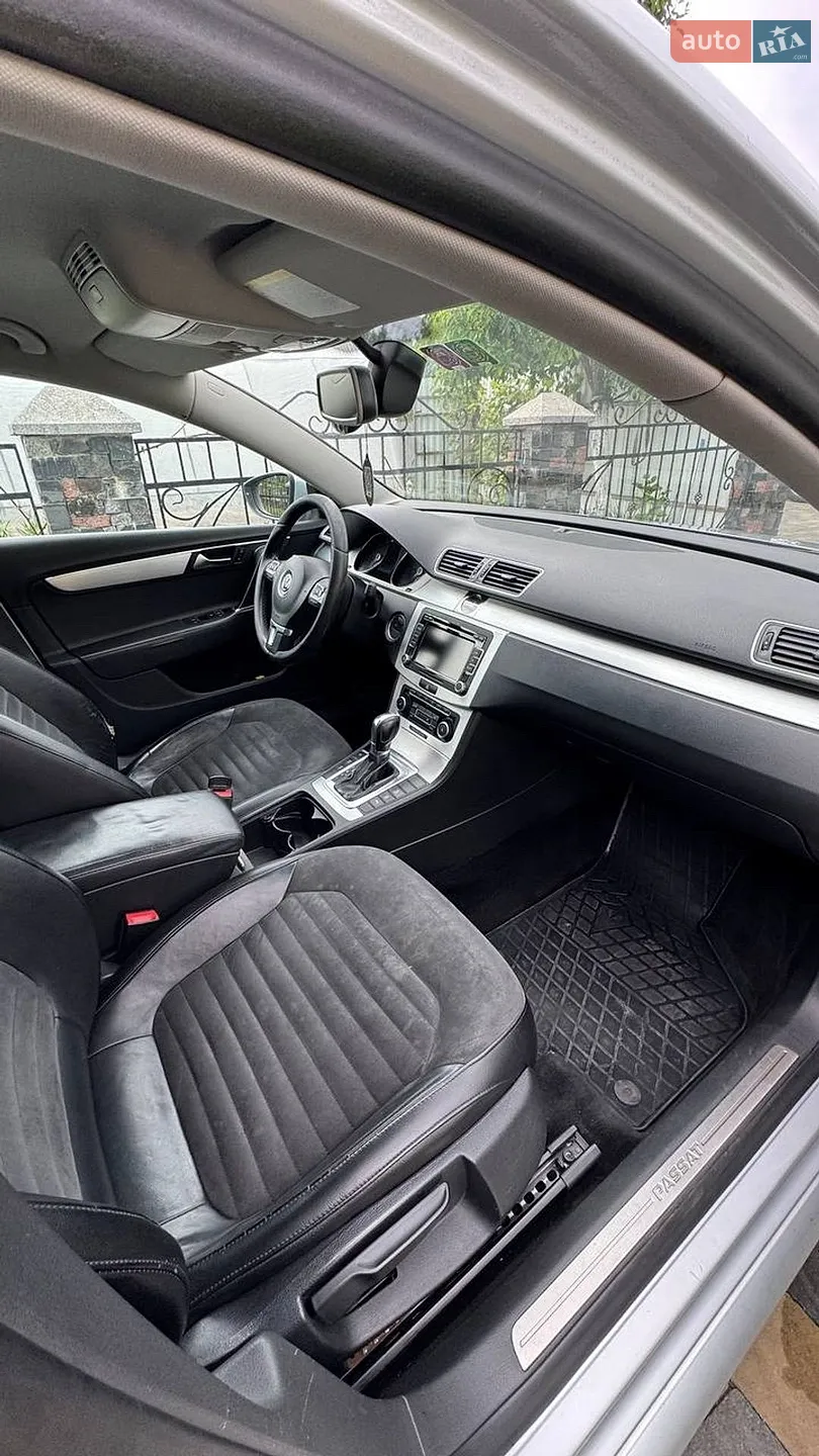 2011 Volkswagen Passat - мініатюра 22