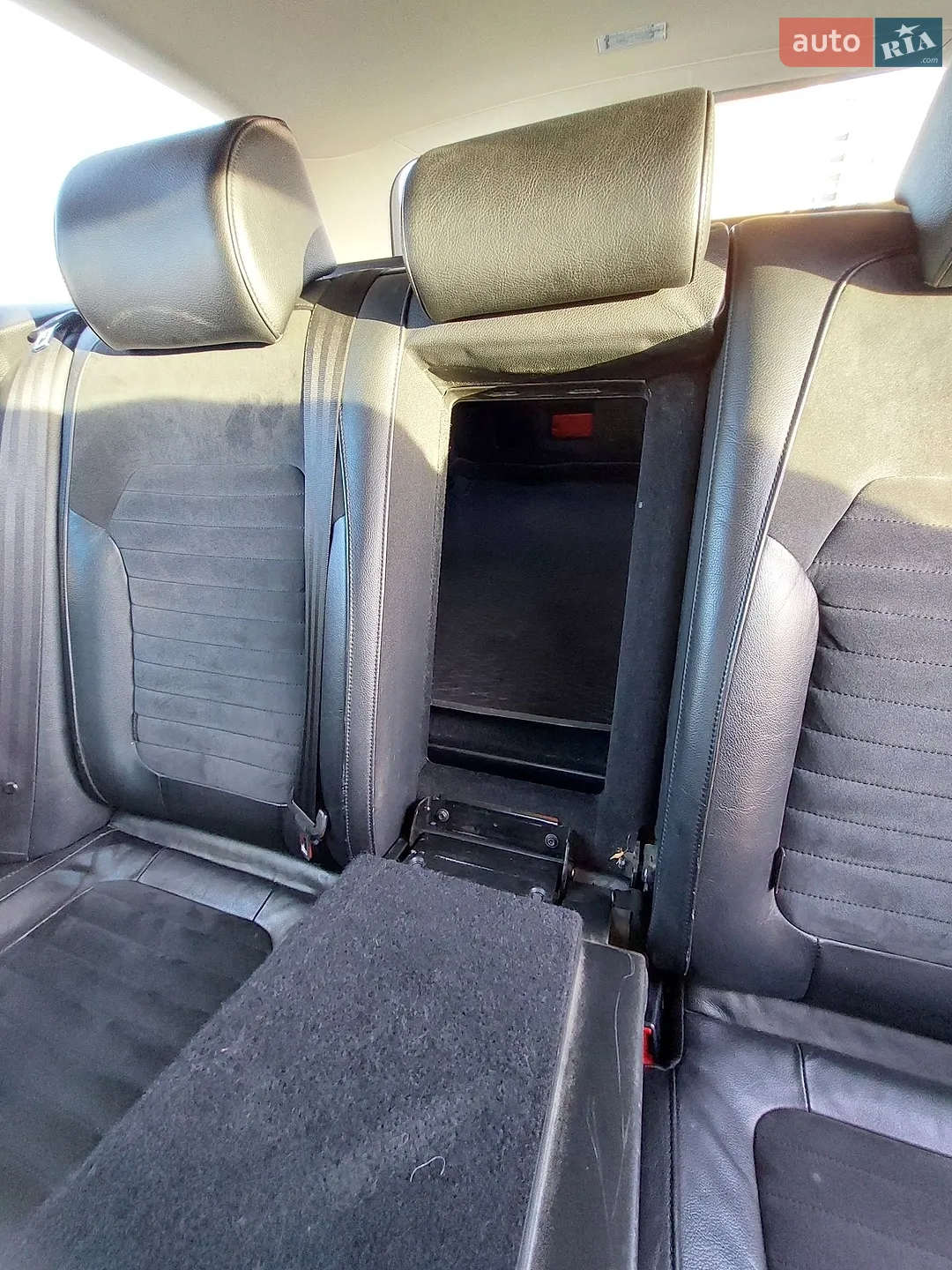 2011 Volkswagen Passat - мініатюра 37