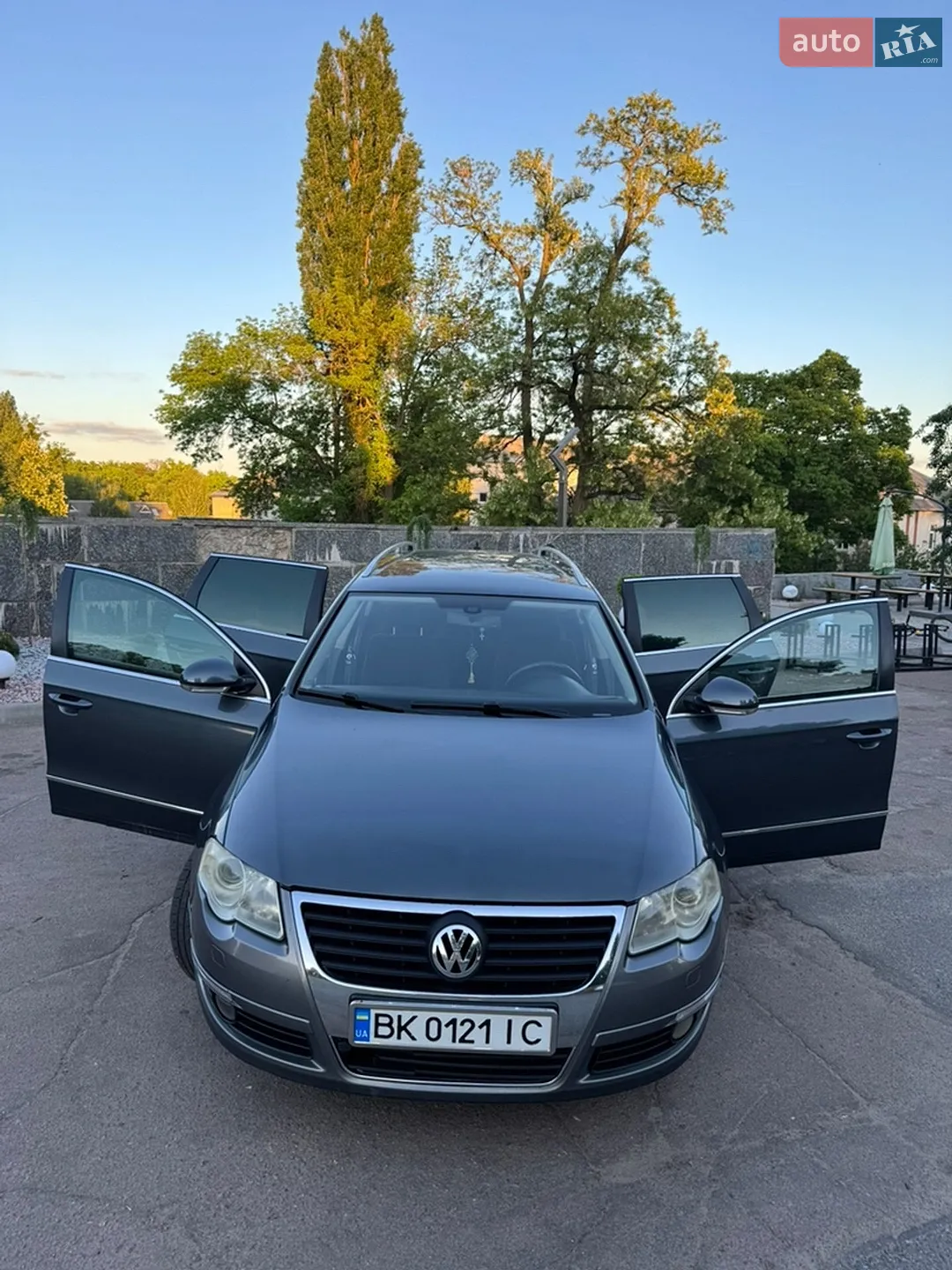2010 Volkswagen Passat - фото 1