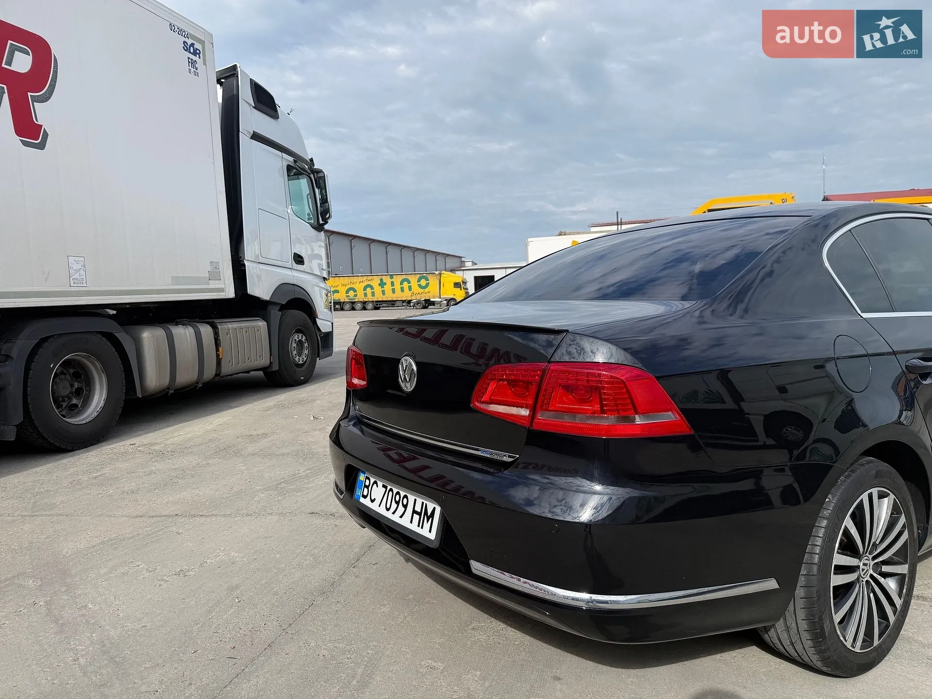 2013 Volkswagen Passat - мініатюра 4