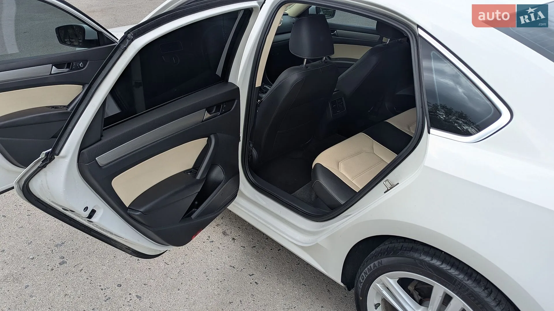 2014 Volkswagen Passat - мініатюра 17