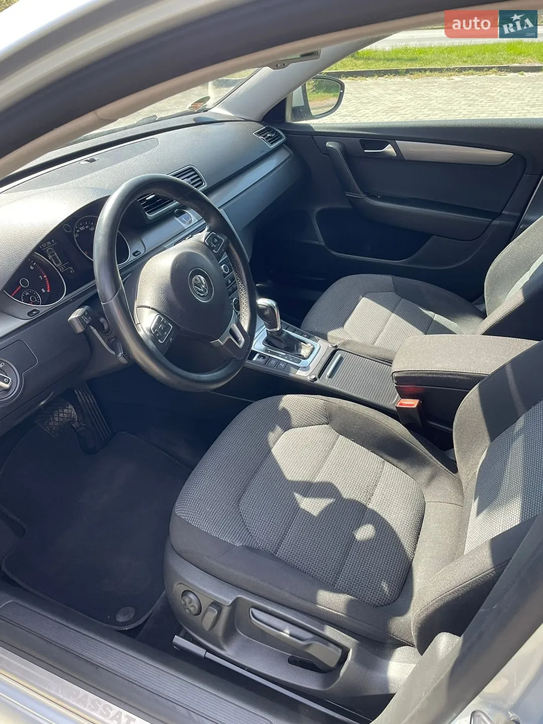 2011 Volkswagen Passat - мініатюра 25