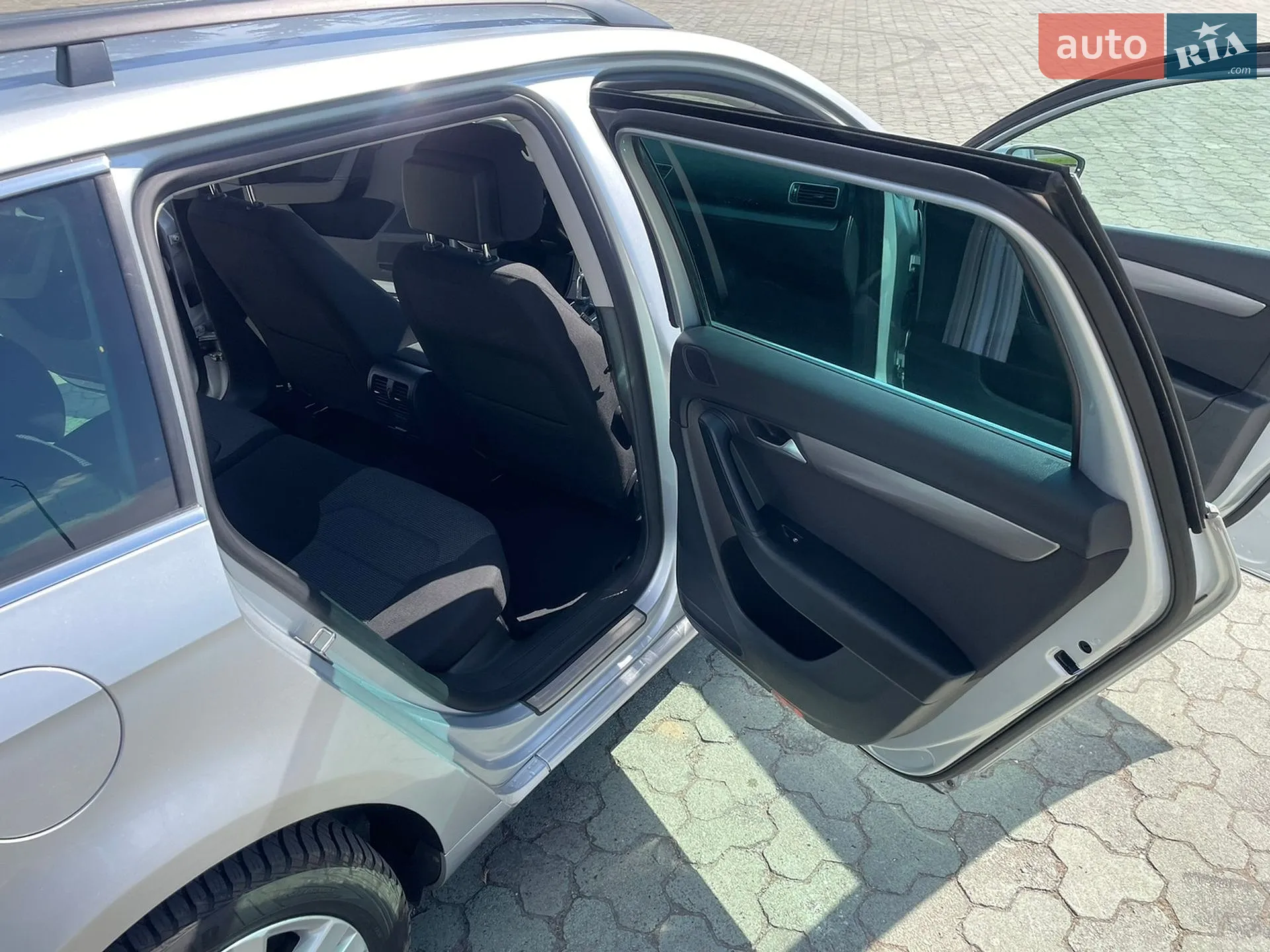 2011 Volkswagen Passat - мініатюра 34