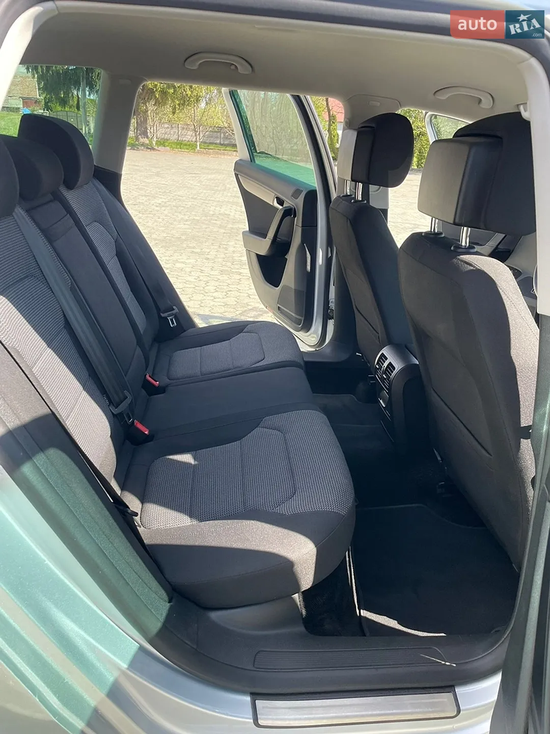 2011 Volkswagen Passat - мініатюра 35