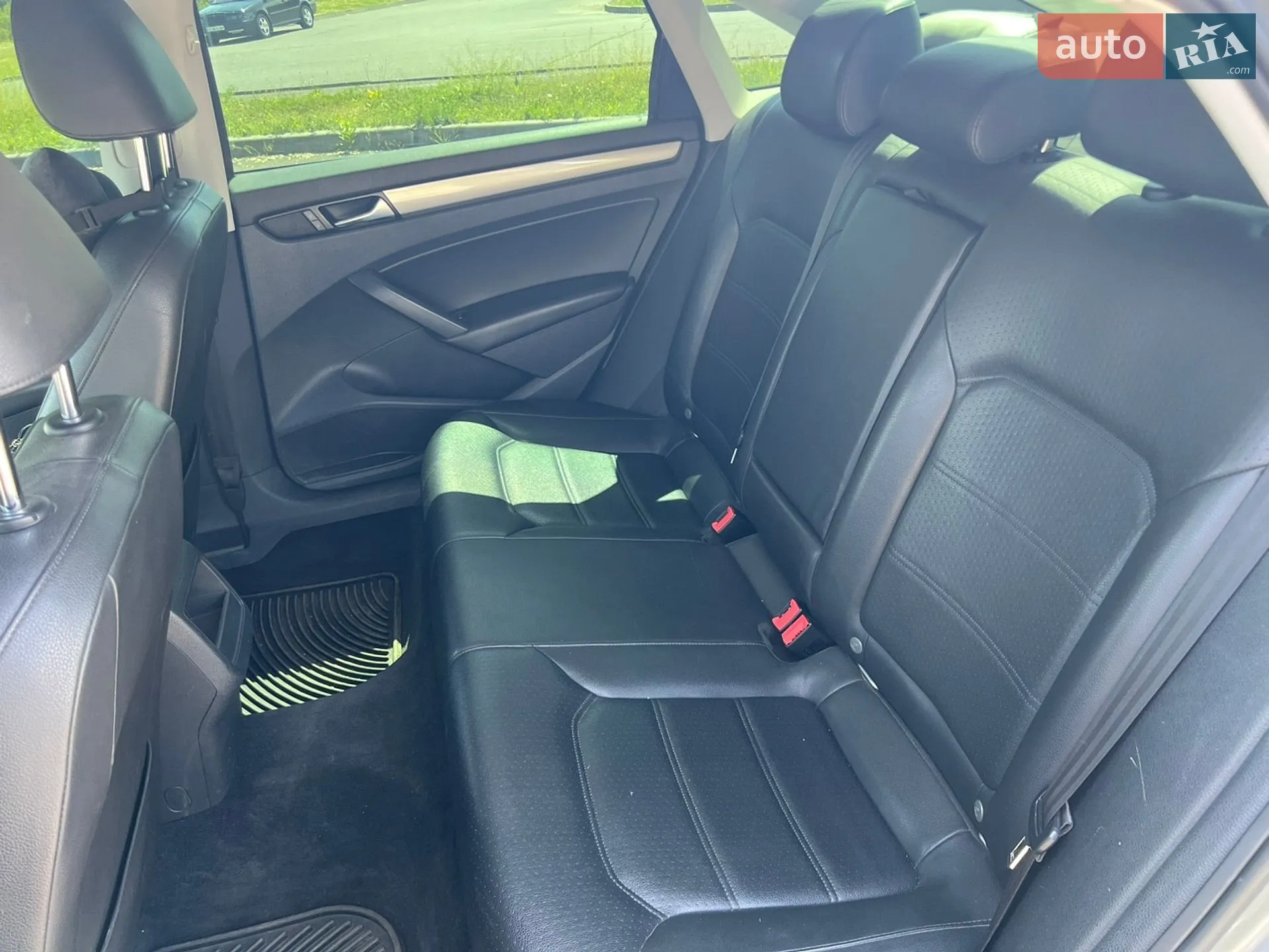 2013 Volkswagen Passat - мініатюра 11