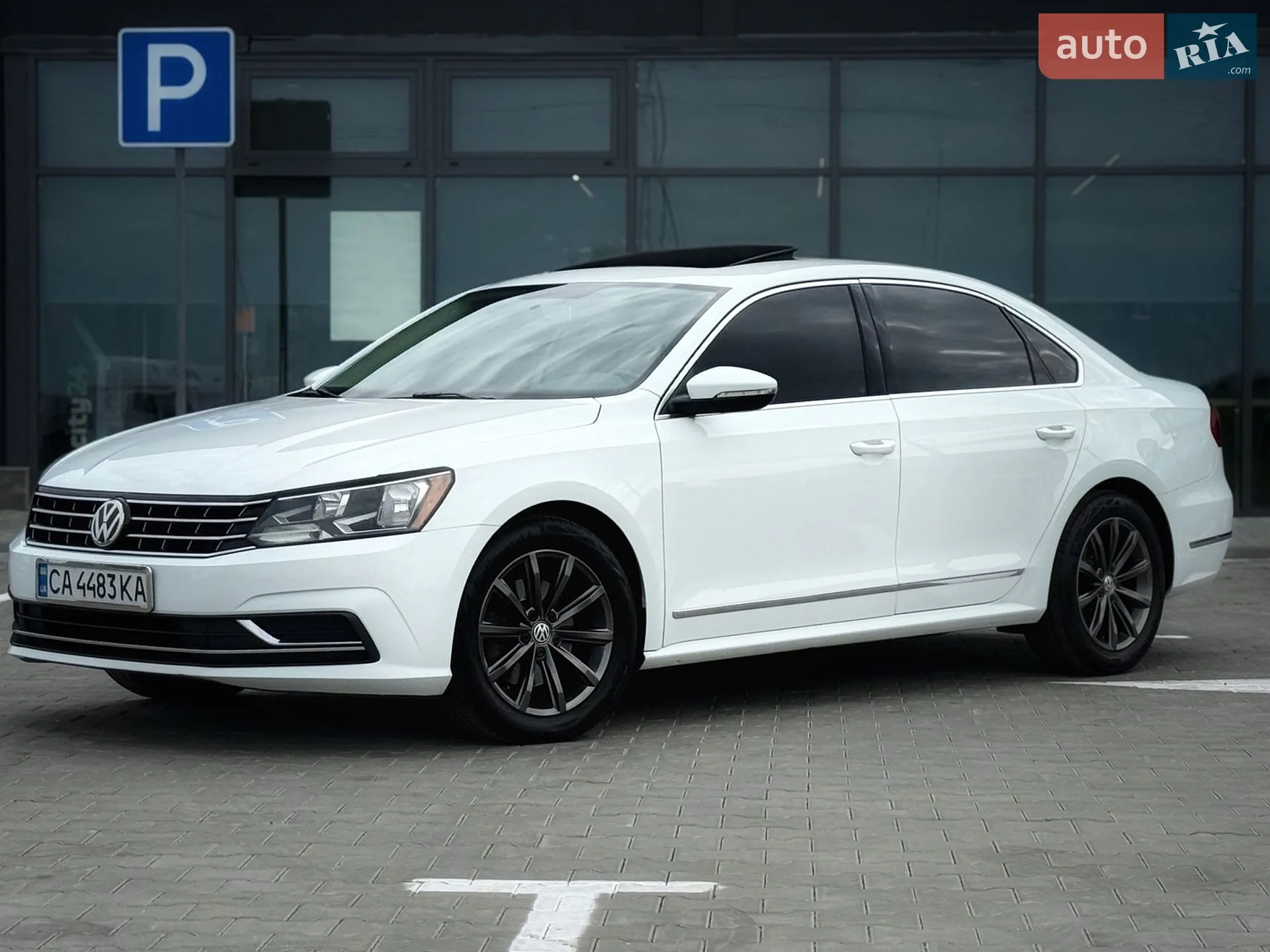 2015 Volkswagen Passat - мініатюра 2