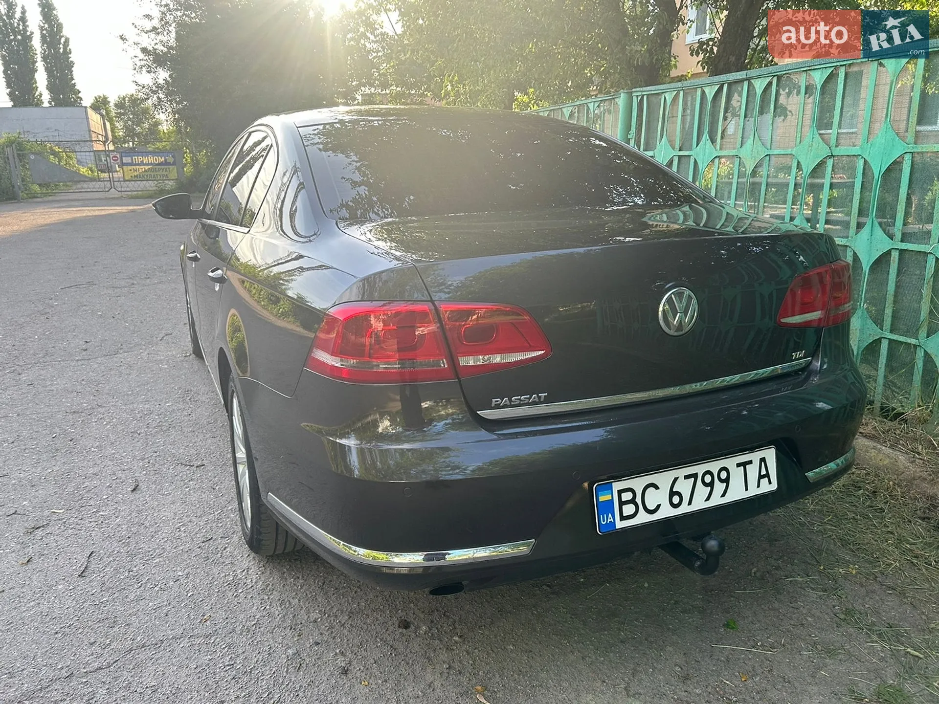 2010 Volkswagen Passat - мініатюра 4