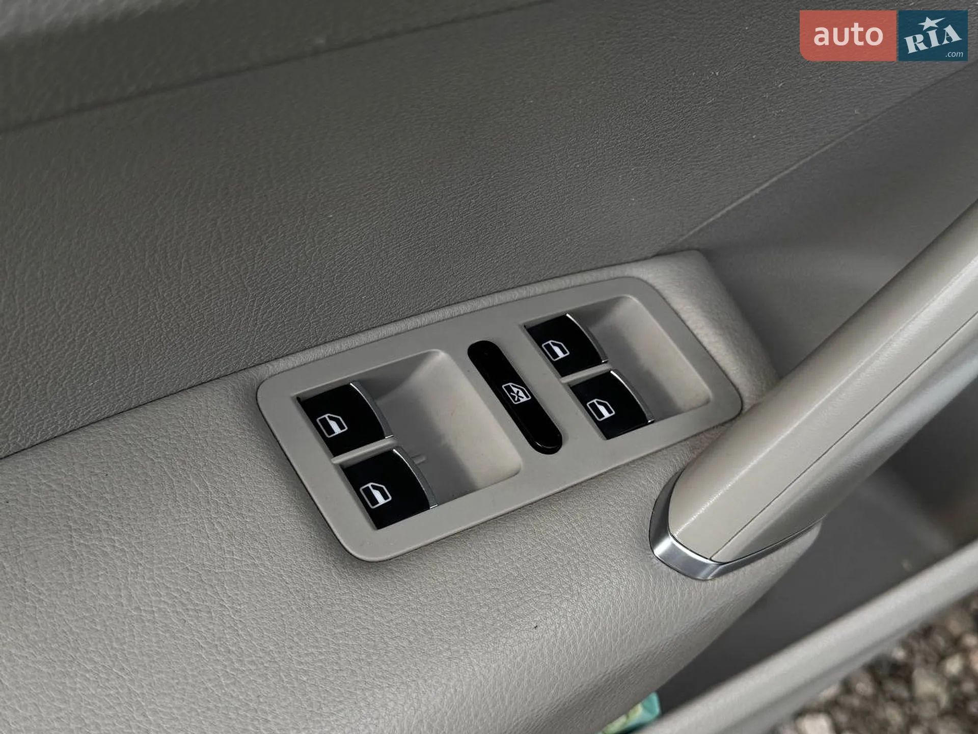 2016 Volkswagen Passat - мініатюра 22