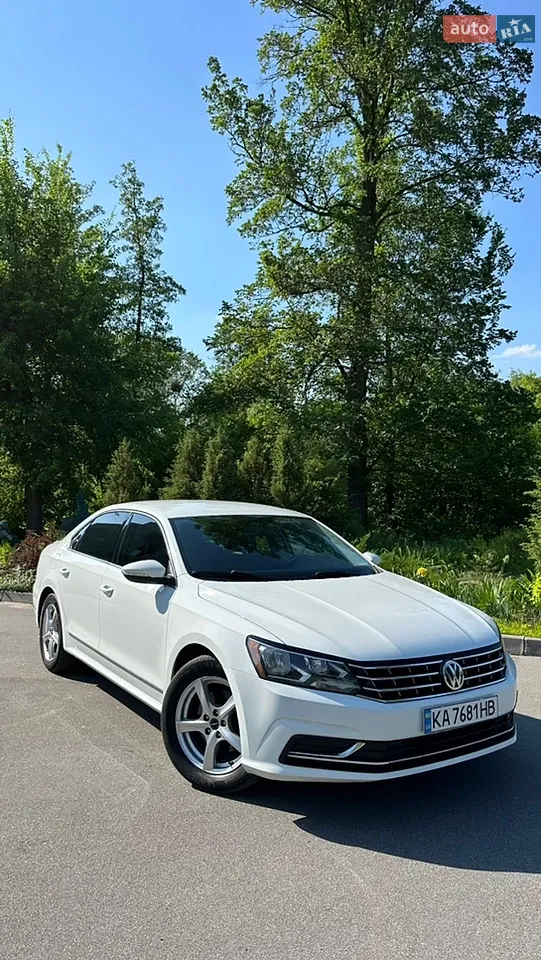 2016 Volkswagen Passat - мініатюра 17