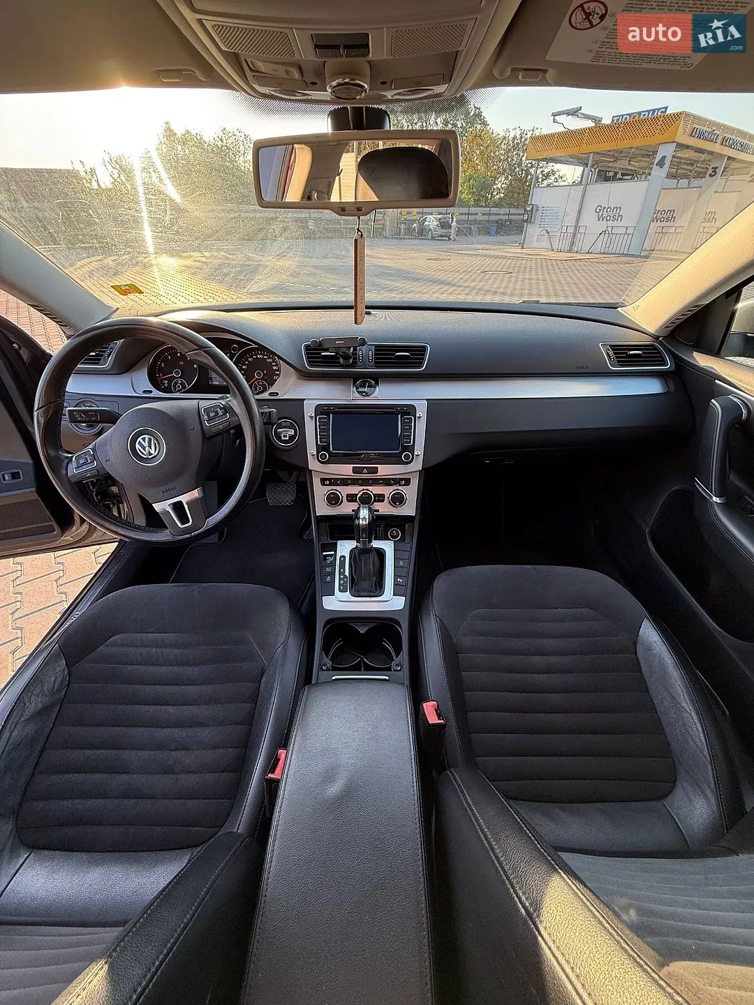 2012 Volkswagen Passat - мініатюра 11
