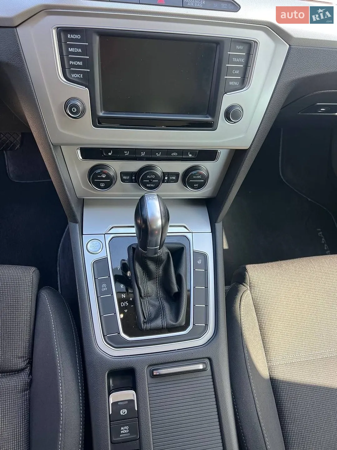 2017 Volkswagen Passat - мініатюра 19