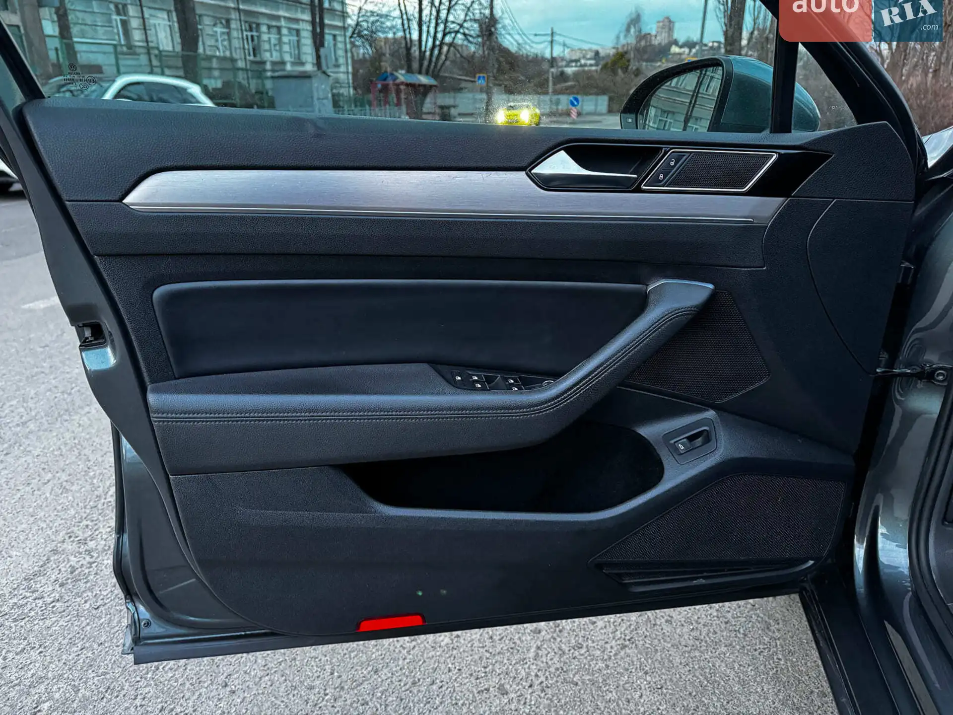 2015 Volkswagen Passat - мініатюра 12