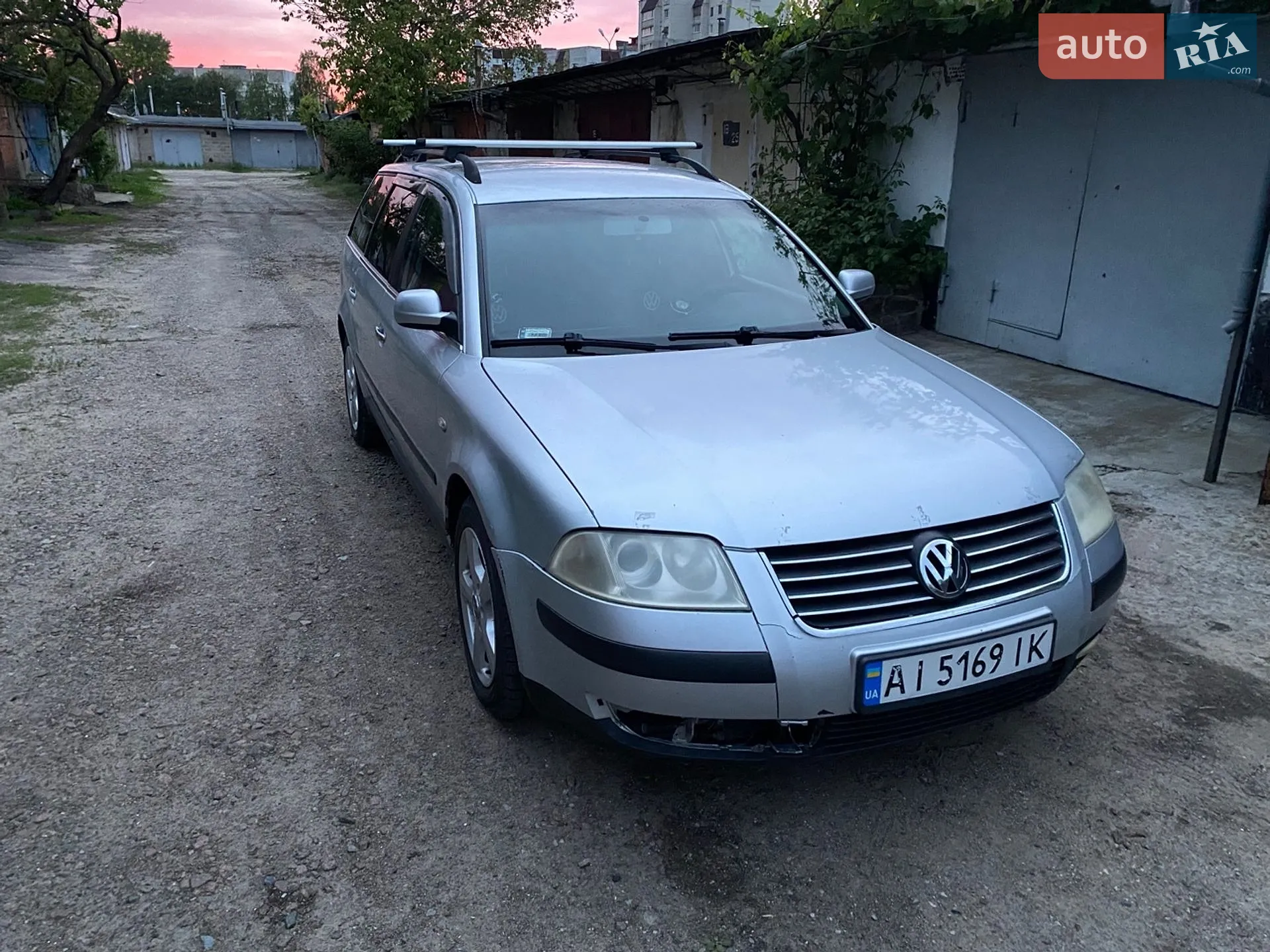 Volkswagen Passat 2003 VIN WVWZZZ3BZ4E131050 фото оголошення 2 з 12