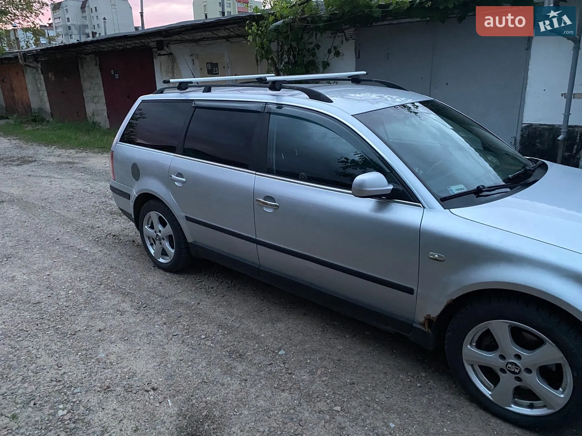 Volkswagen Passat 2003 VIN WVWZZZ3BZ4E131050 фото оголошення 3 з 12