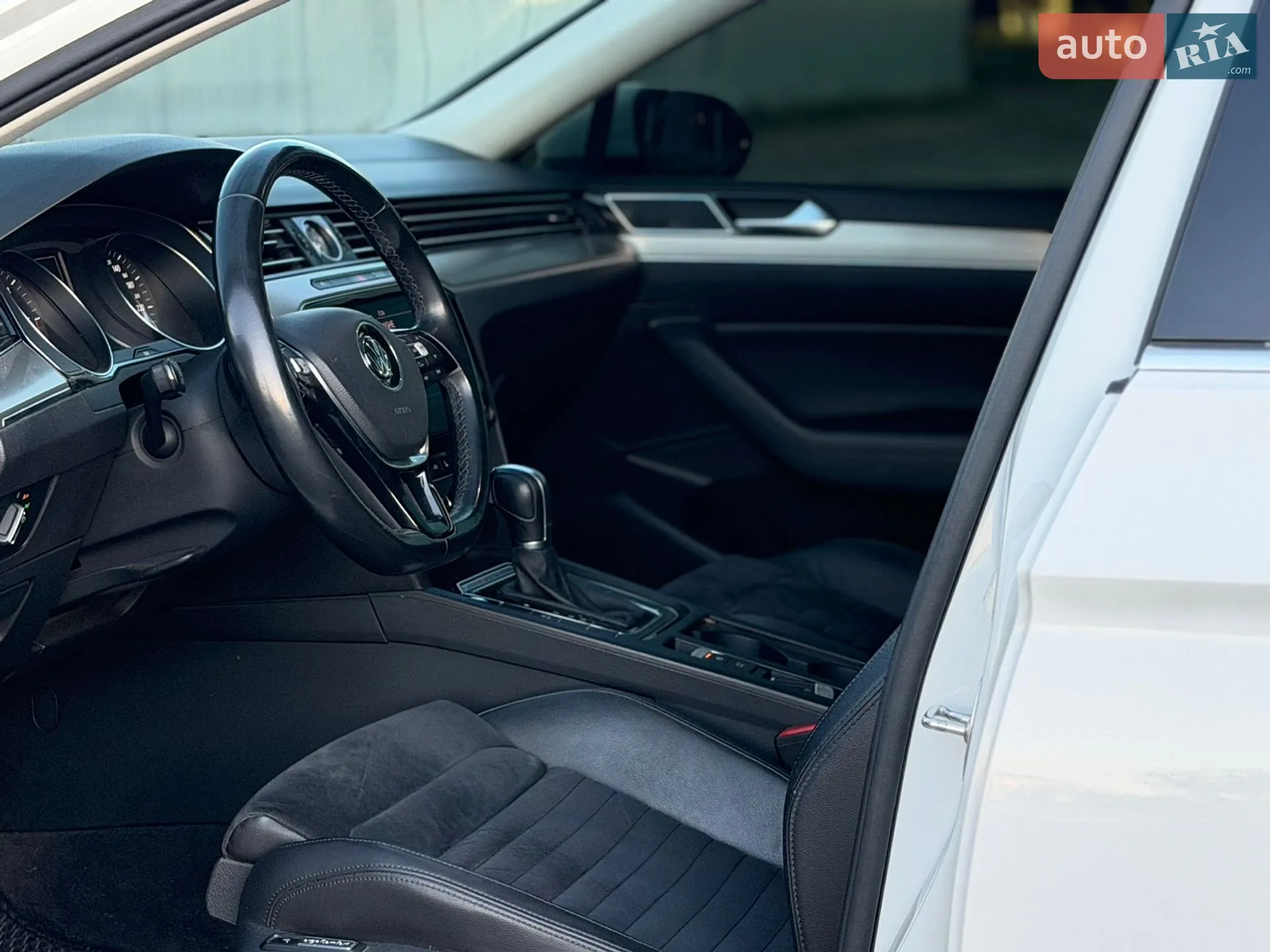 2018 Volkswagen Passat - мініатюра 25