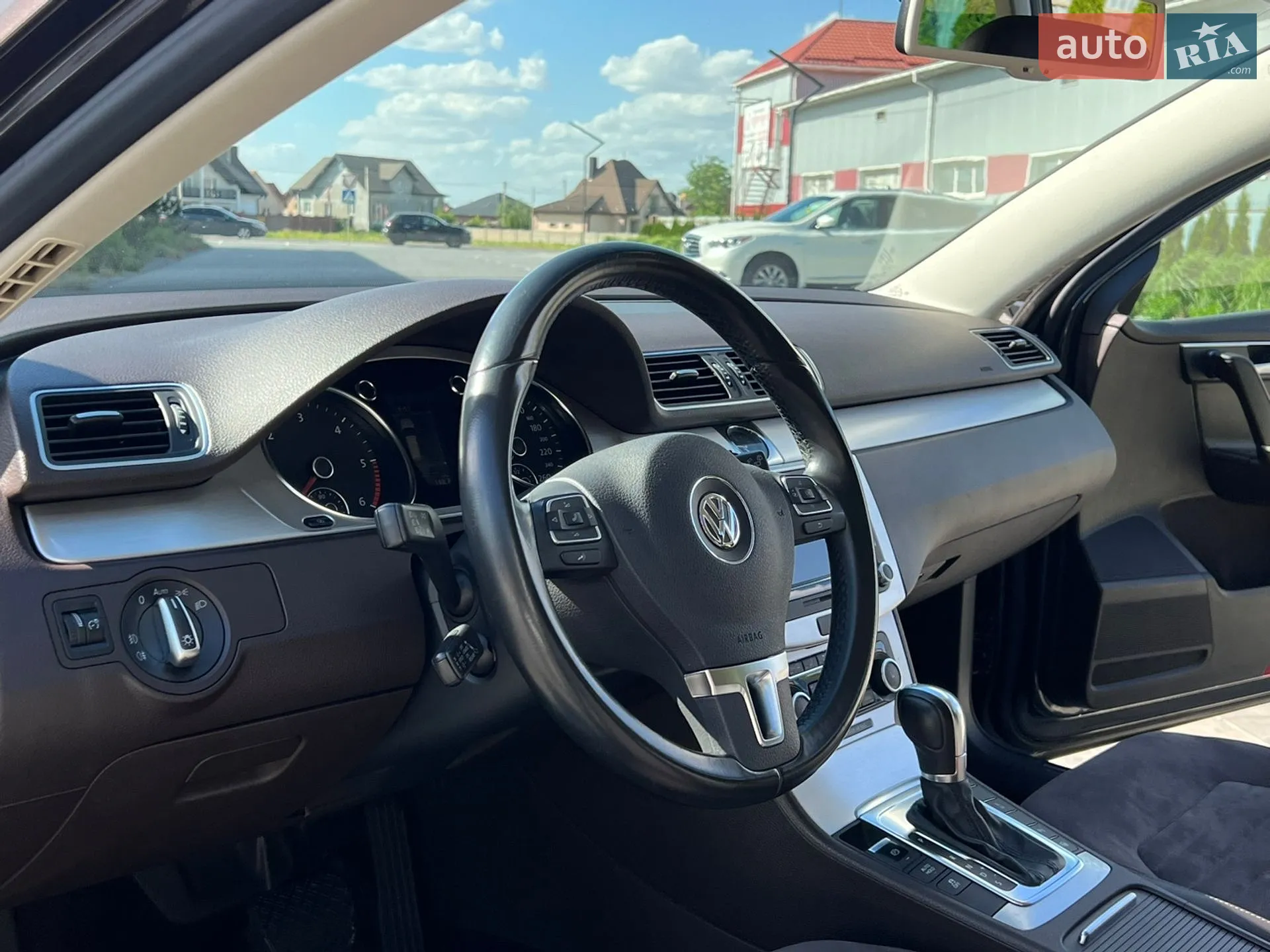 2011 Volkswagen Passat - мініатюра 45