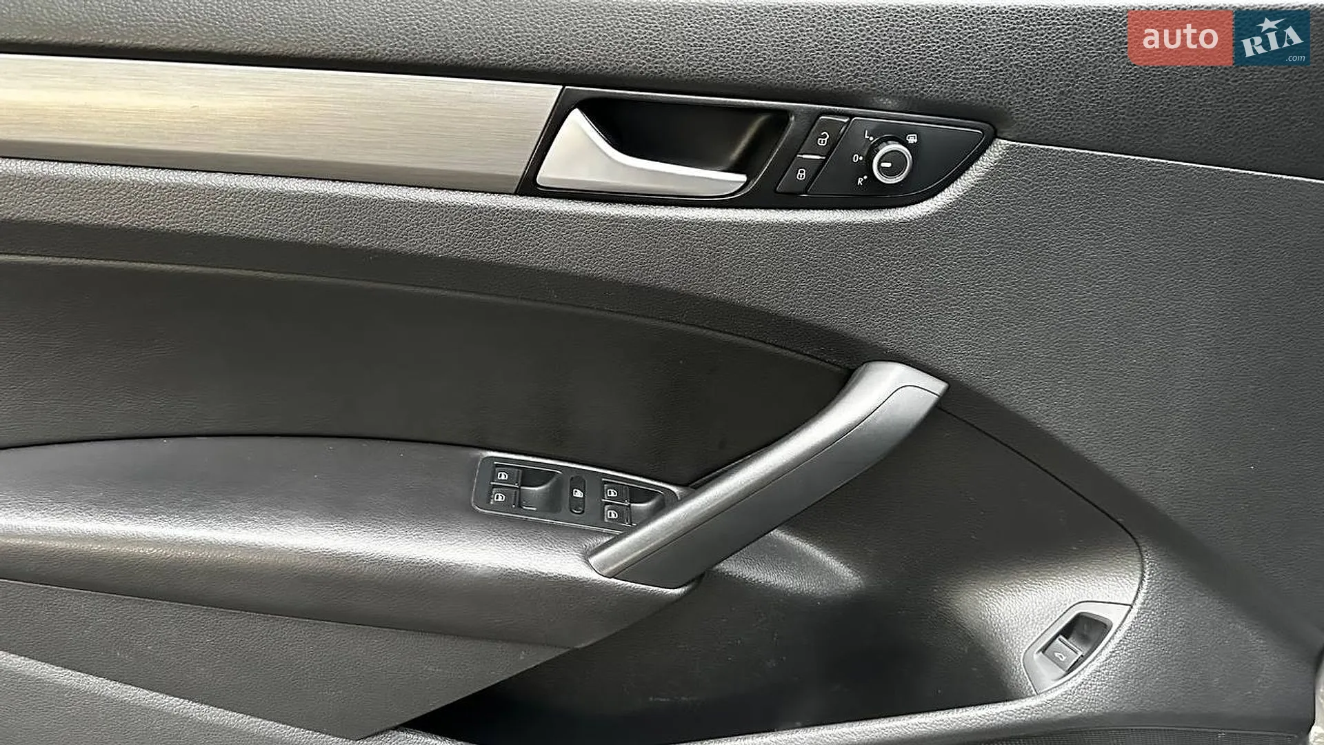 2015 Volkswagen Passat - мініатюра 11