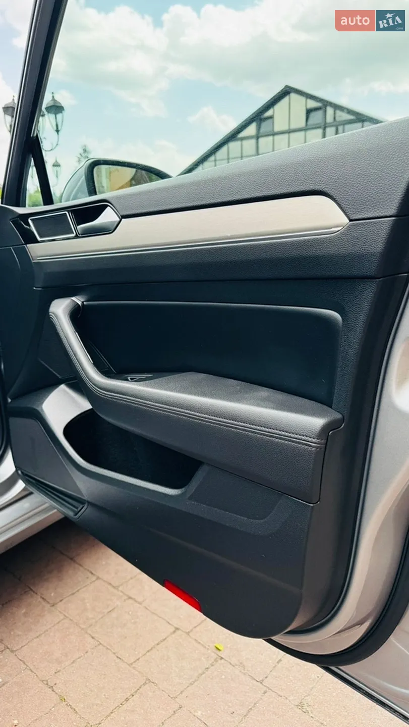 2019 Volkswagen Passat - мініатюра 90