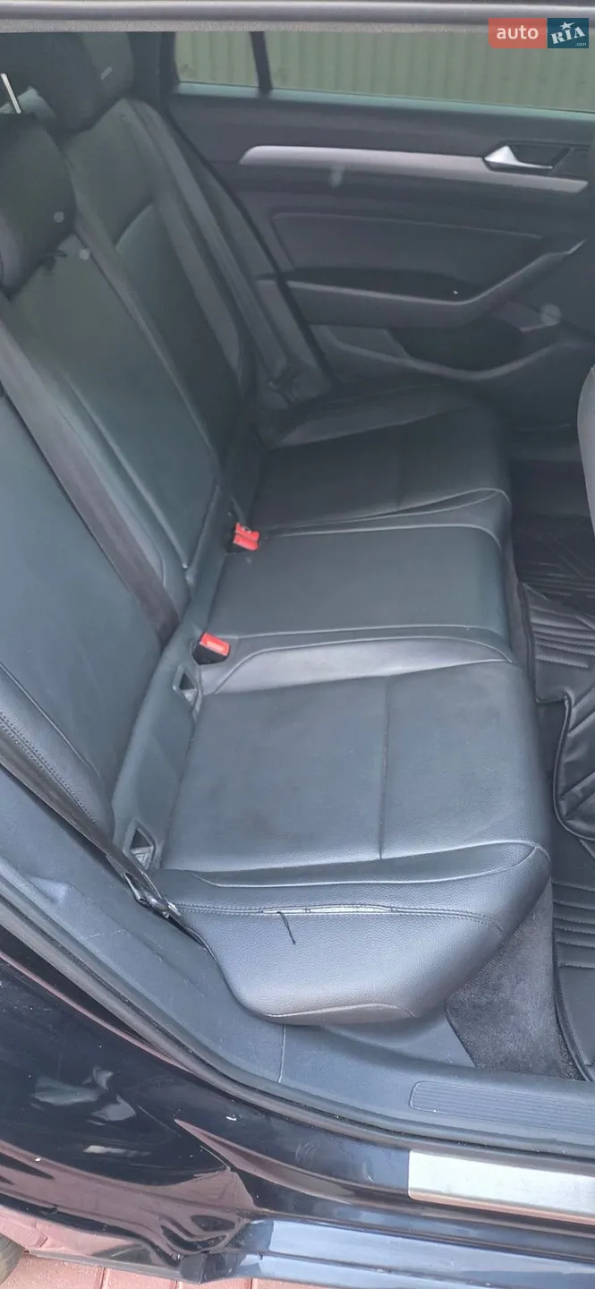 2015 Volkswagen Passat - мініатюра 32