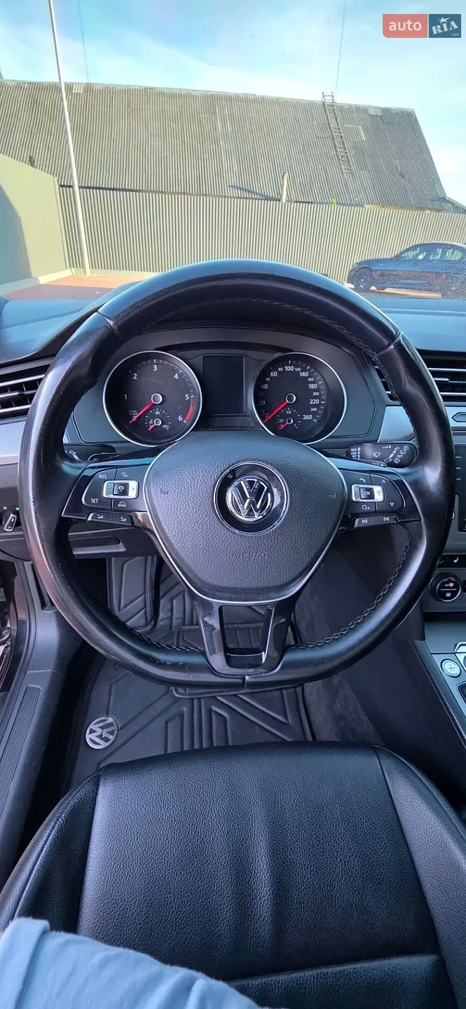 2015 Volkswagen Passat - мініатюра 47