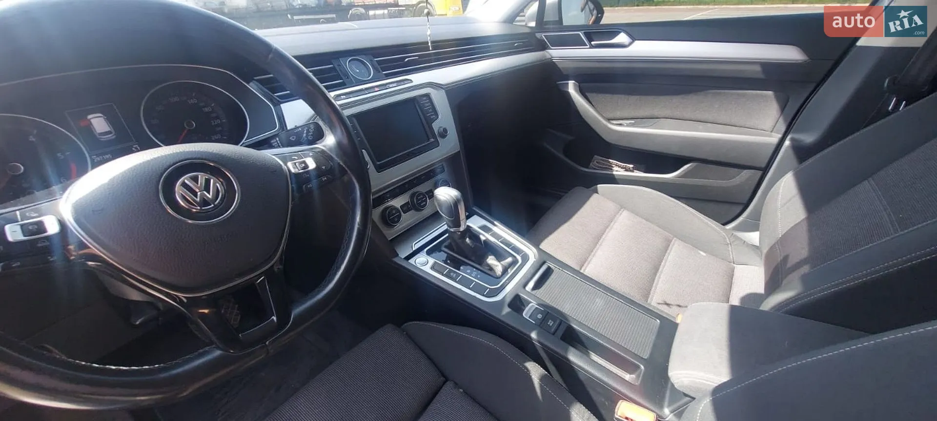 2016 Volkswagen Passat - мініатюра 5