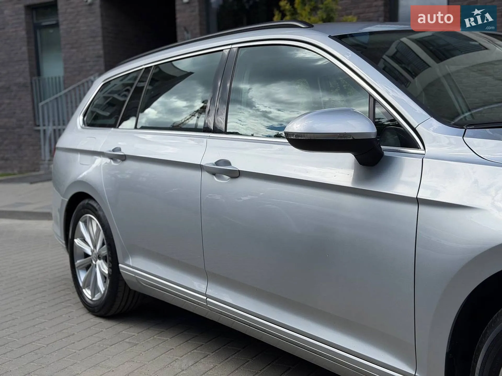 2017 Volkswagen Passat - мініатюра 10
