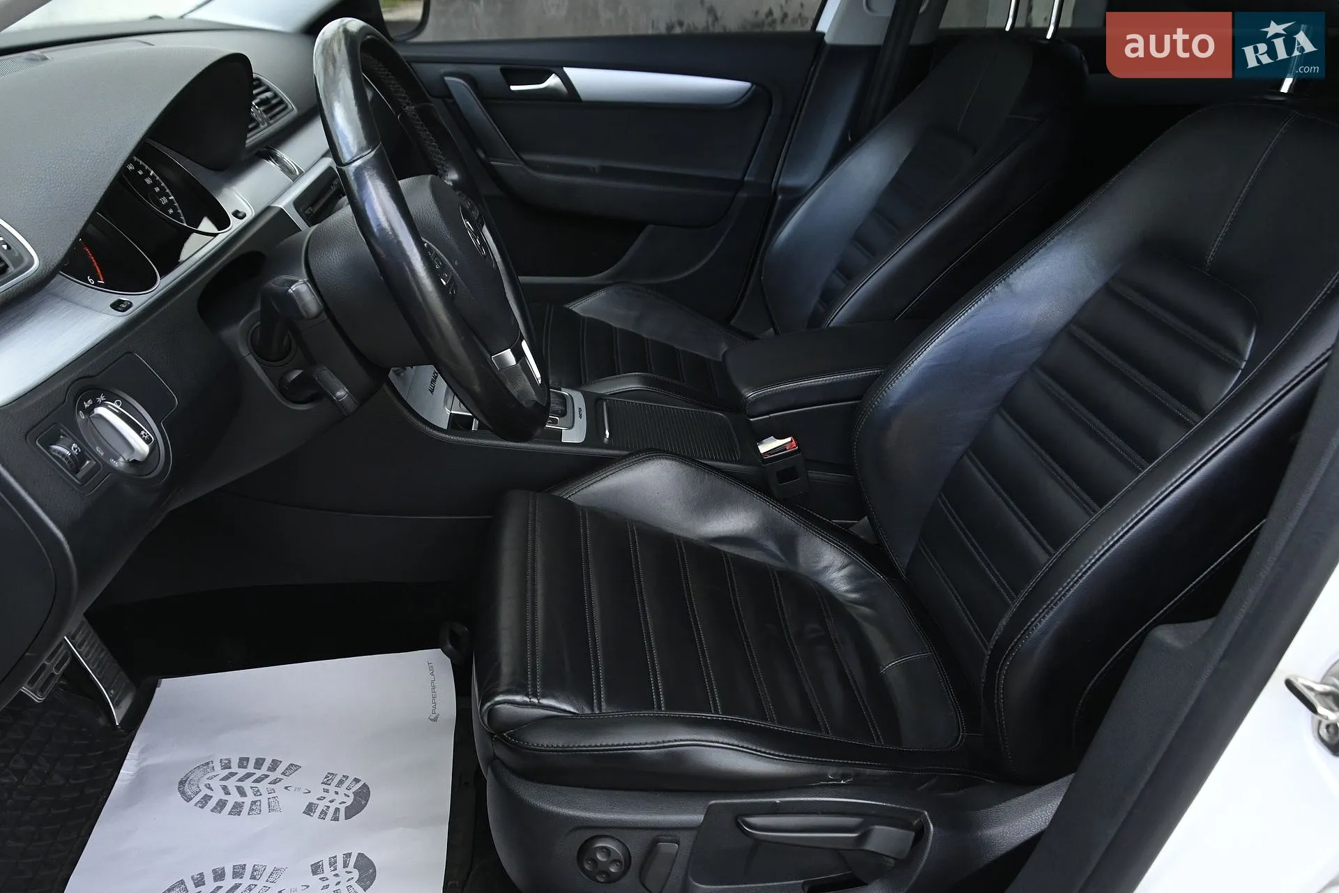 2014 Volkswagen Passat - мініатюра 24