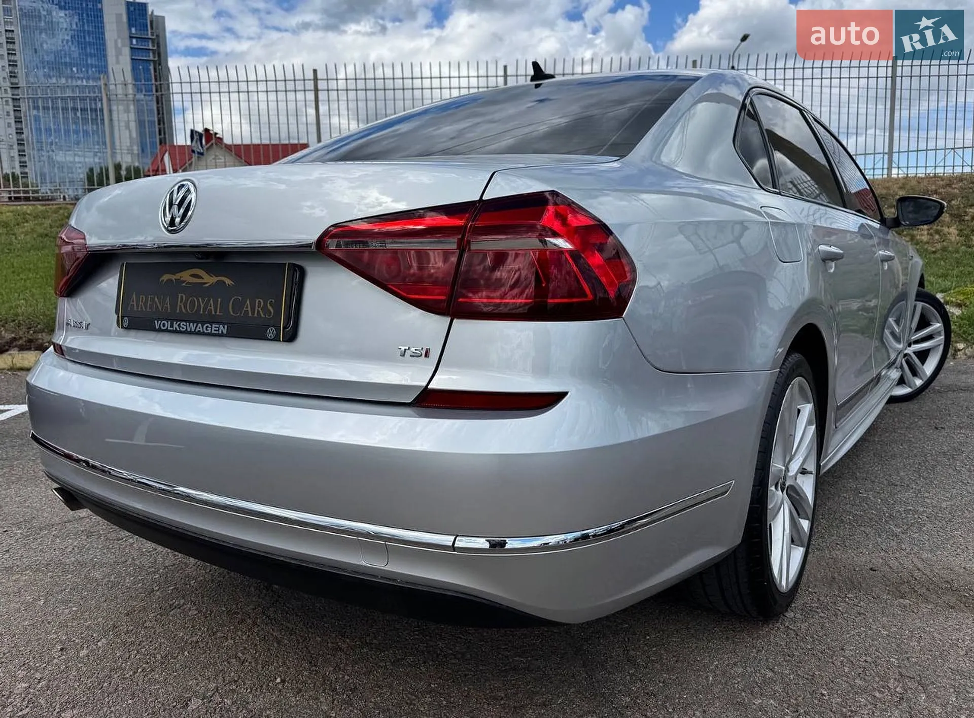 2017 Volkswagen Passat - мініатюра 14