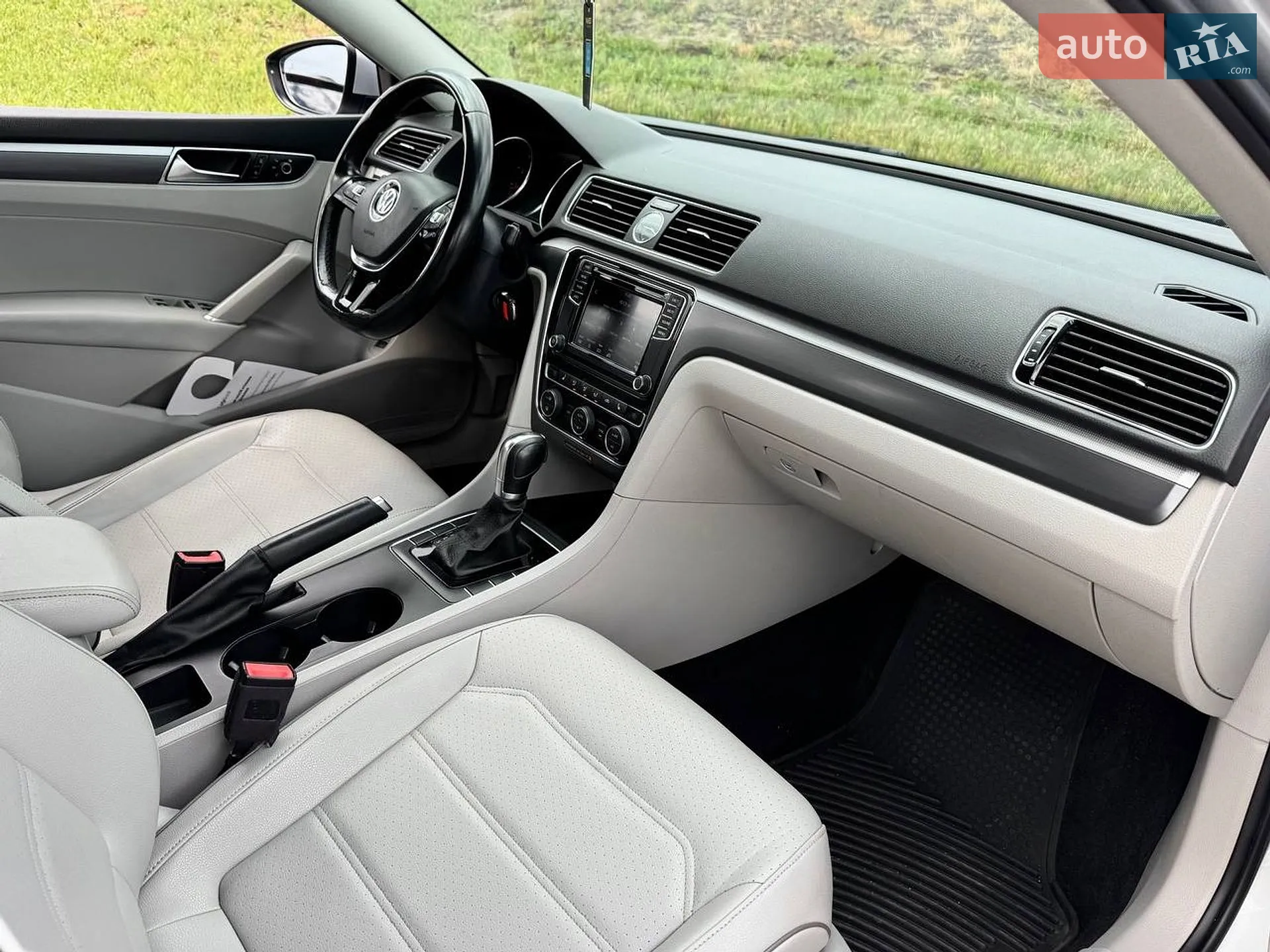 2017 Volkswagen Passat - мініатюра 22