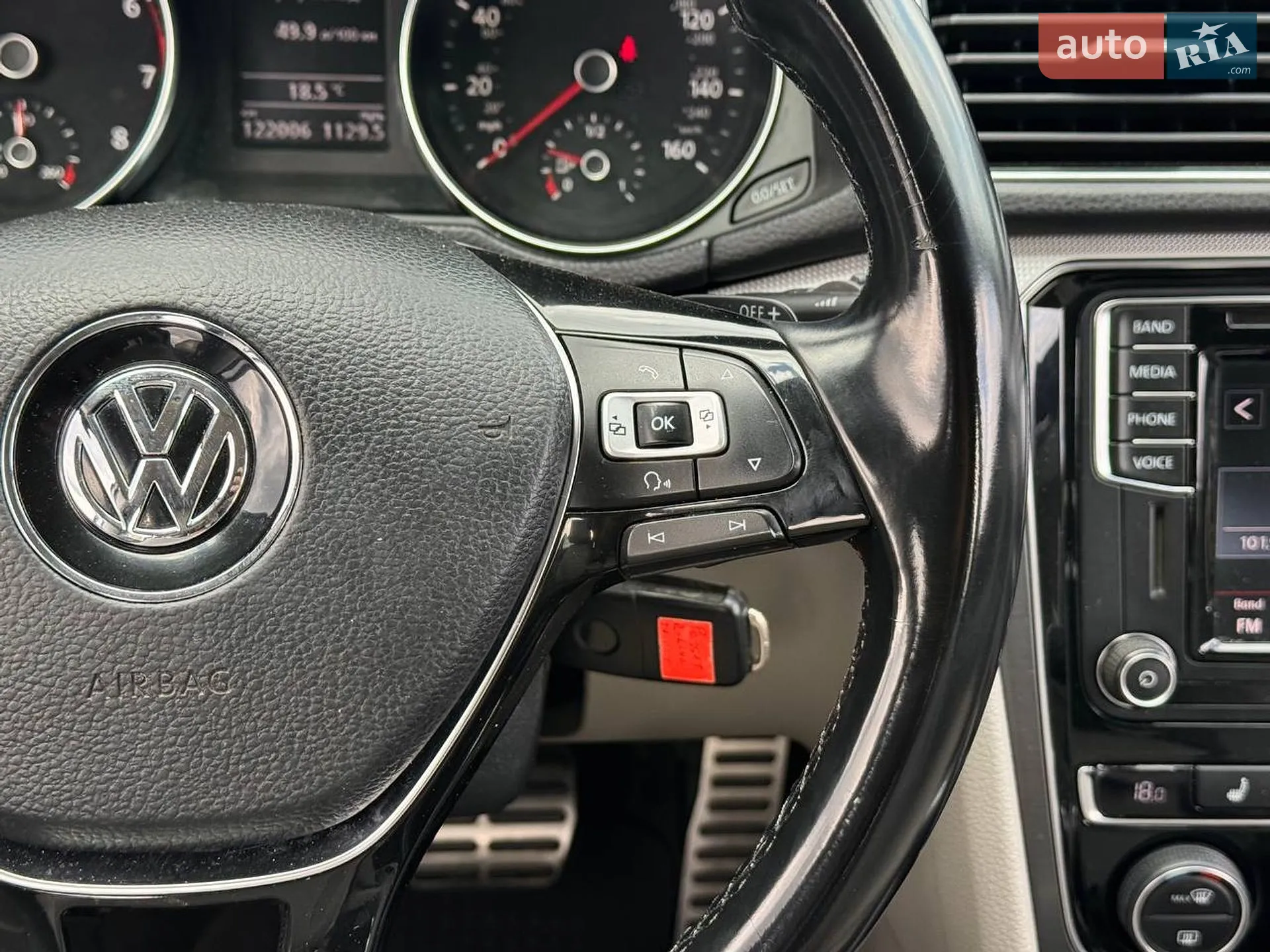 2017 Volkswagen Passat - мініатюра 32