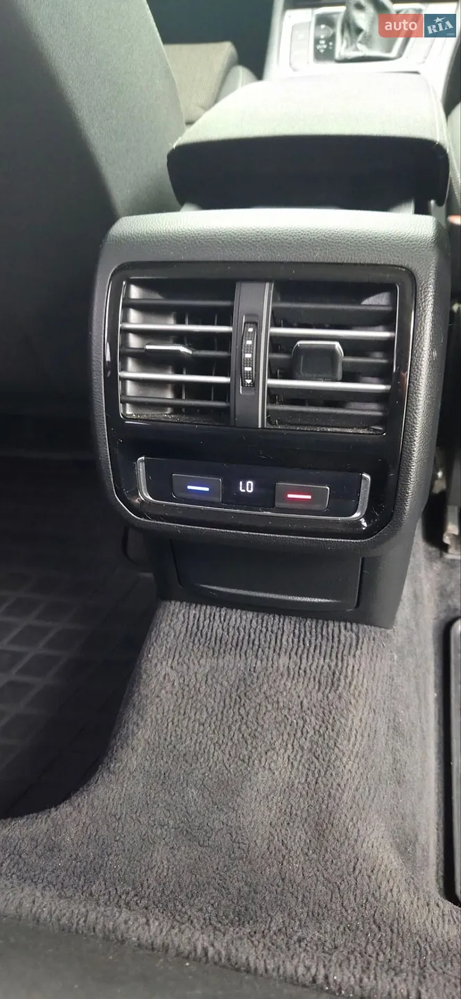 2016 Volkswagen Passat - мініатюра 10