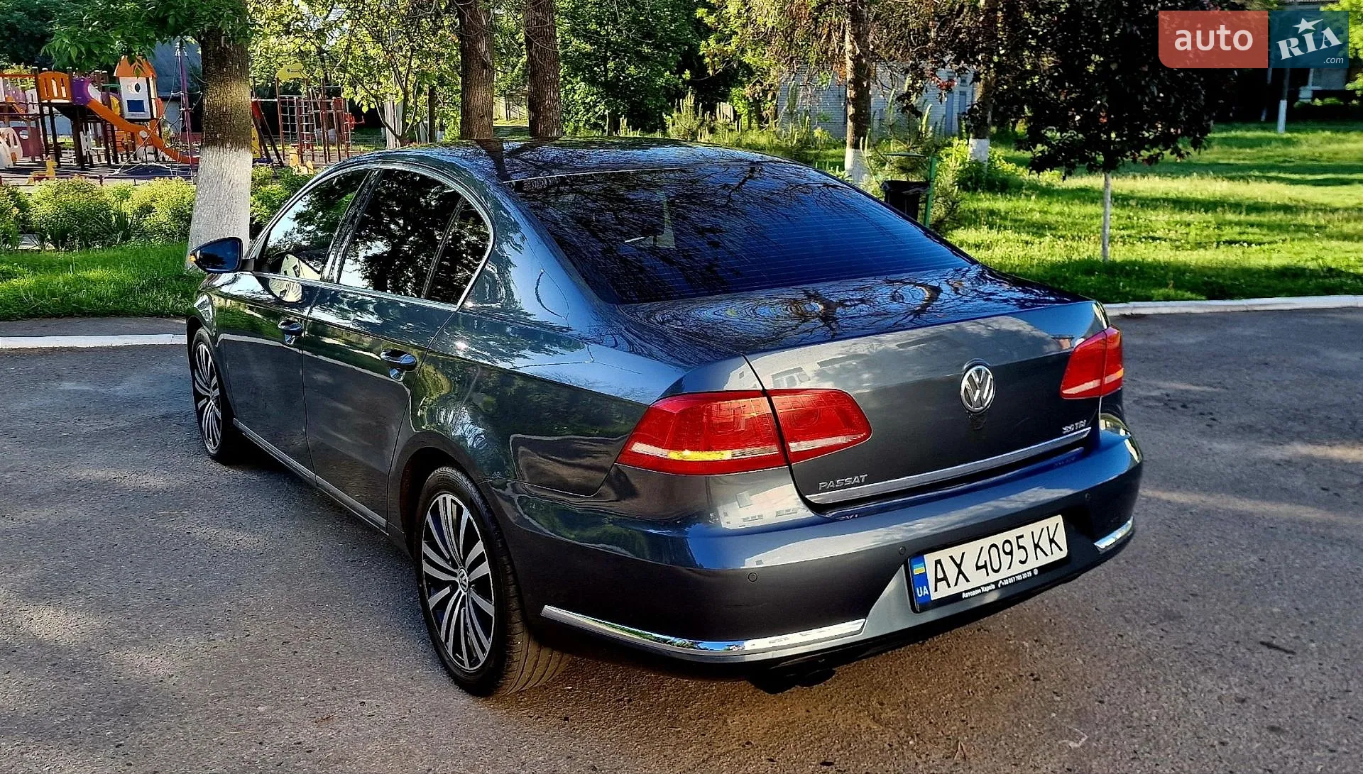 2013 Volkswagen Passat - мініатюра 9