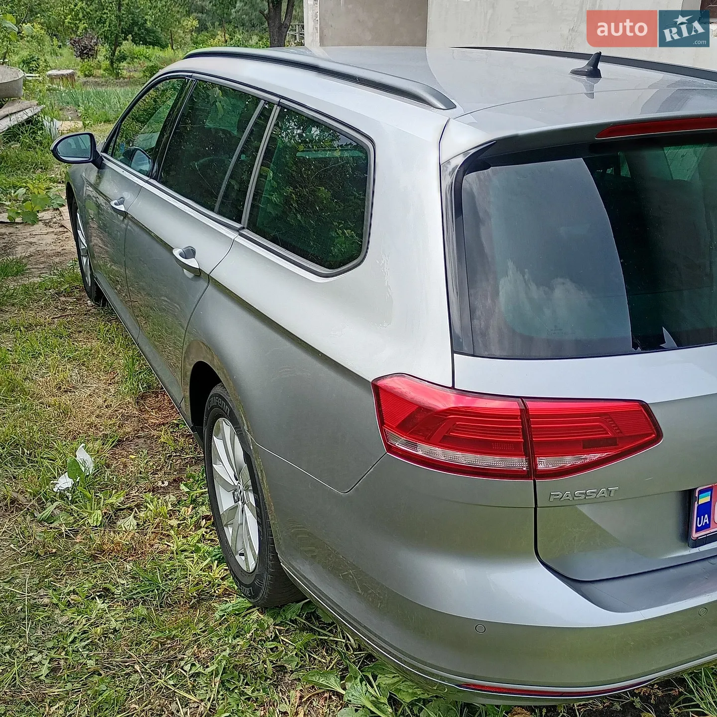 2019 Volkswagen Passat - мініатюра 2