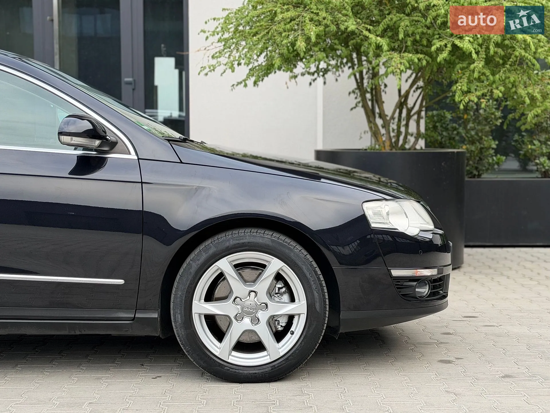 2010 Volkswagen Passat - мініатюра 36