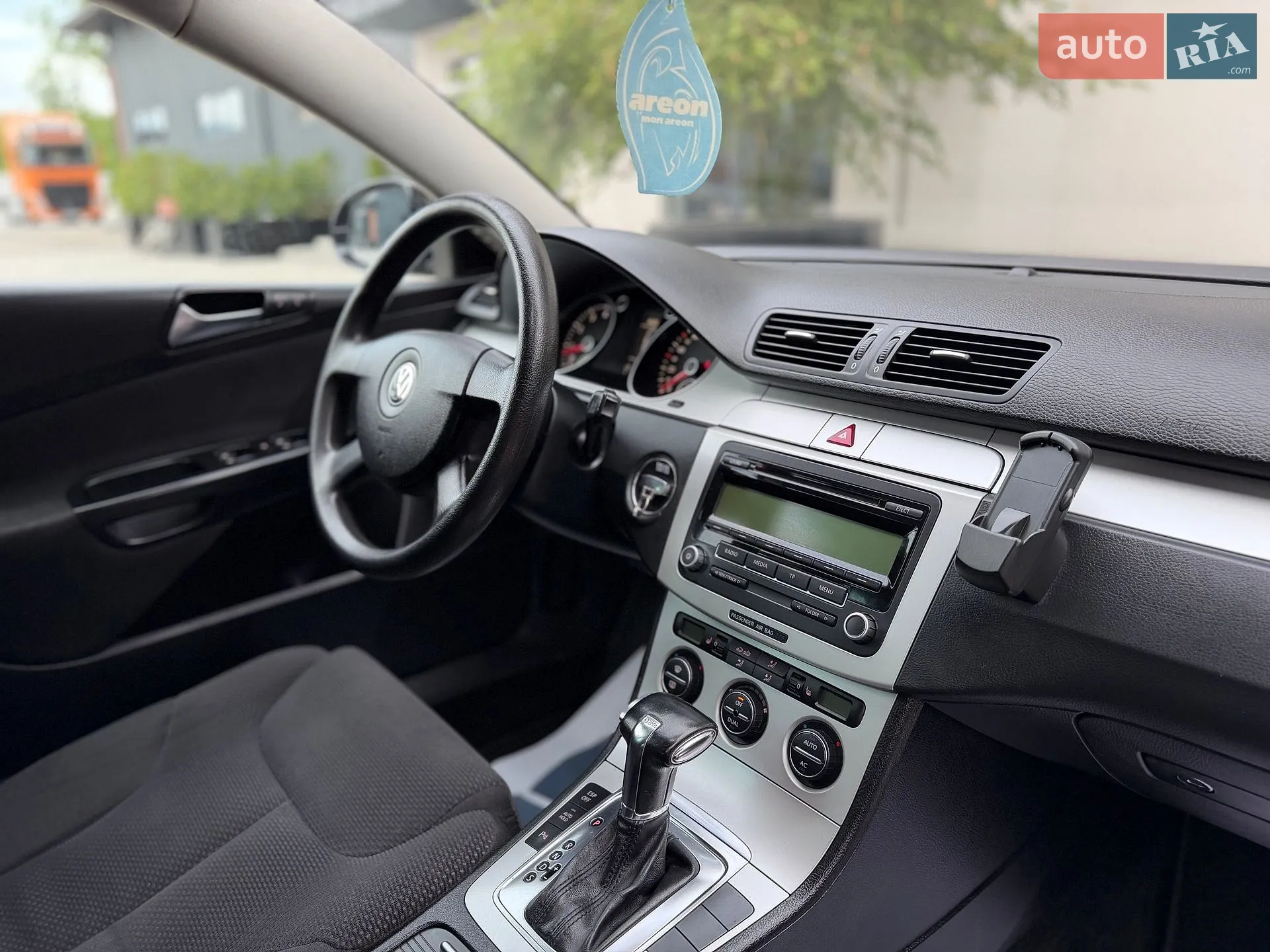 2010 Volkswagen Passat - мініатюра 62