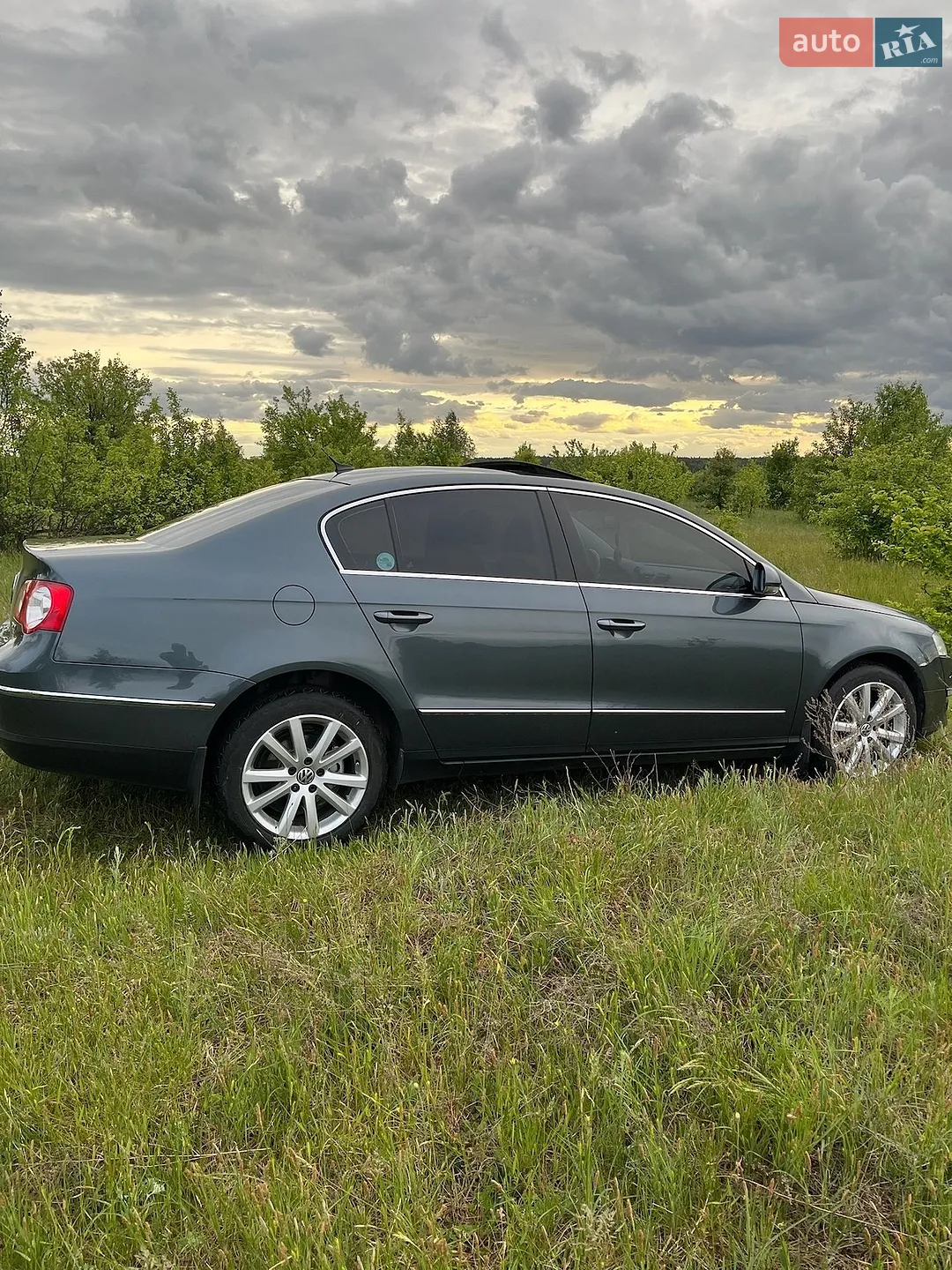 2010 Volkswagen Passat - мініатюра 13