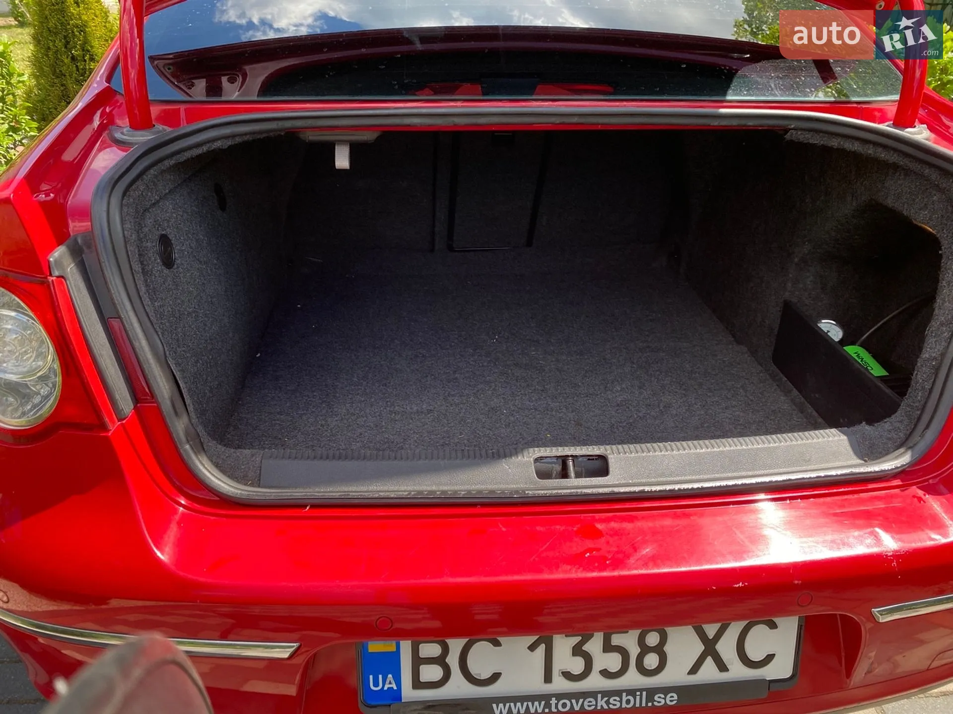 2010 Volkswagen Passat - мініатюра 6