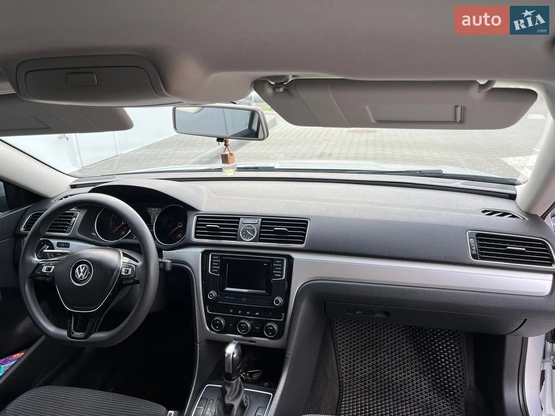 2015 Volkswagen Passat - мініатюра 16