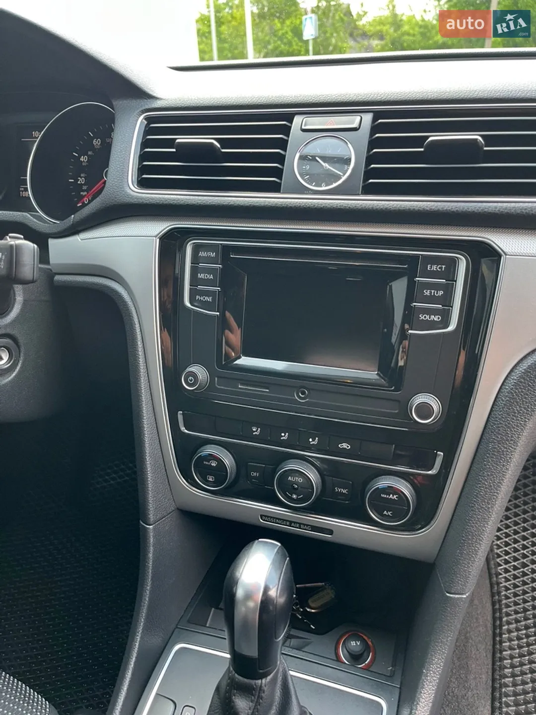 2015 Volkswagen Passat - мініатюра 17